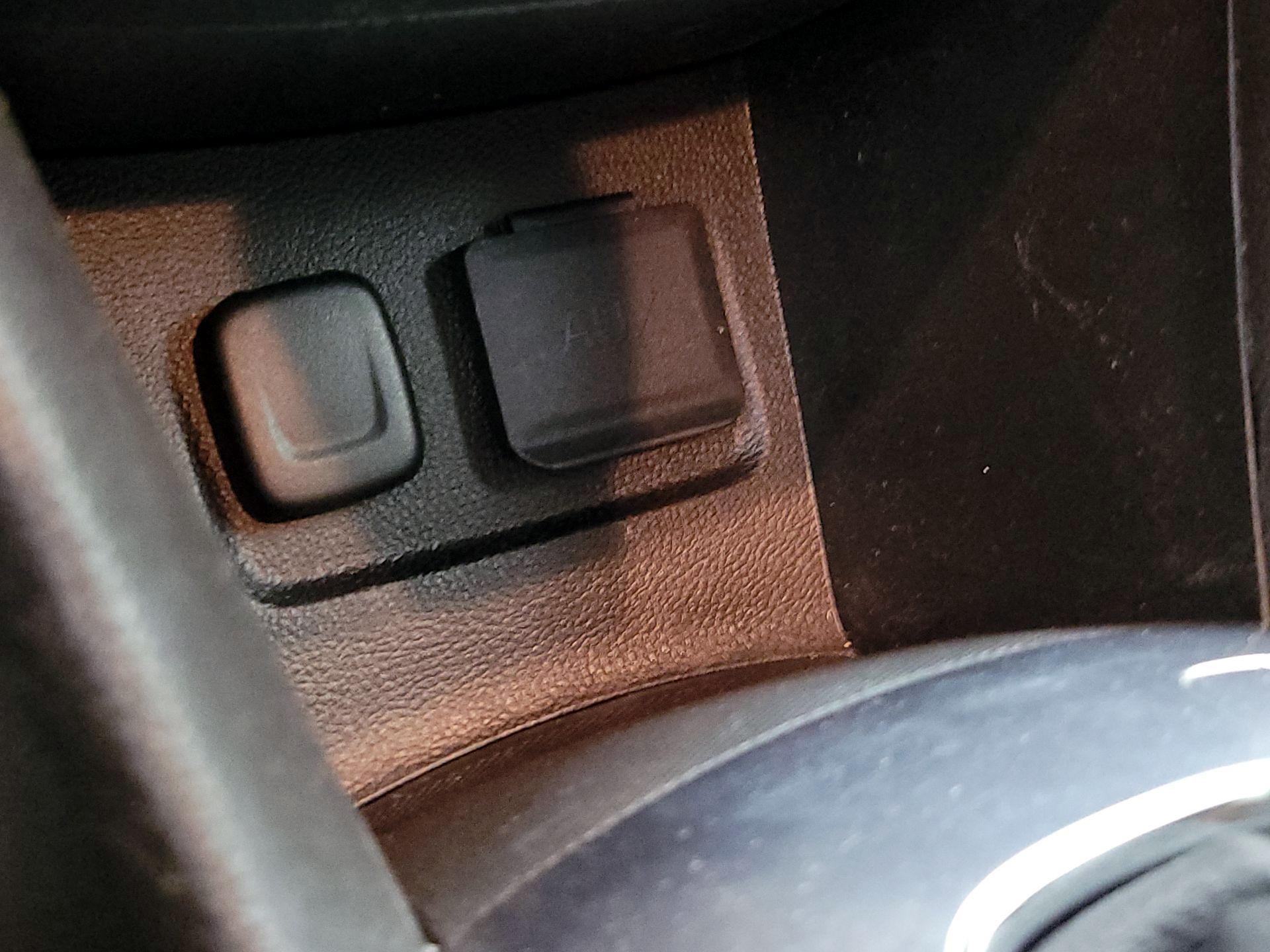 Thumbnail: 2016 Buick Encore - 18