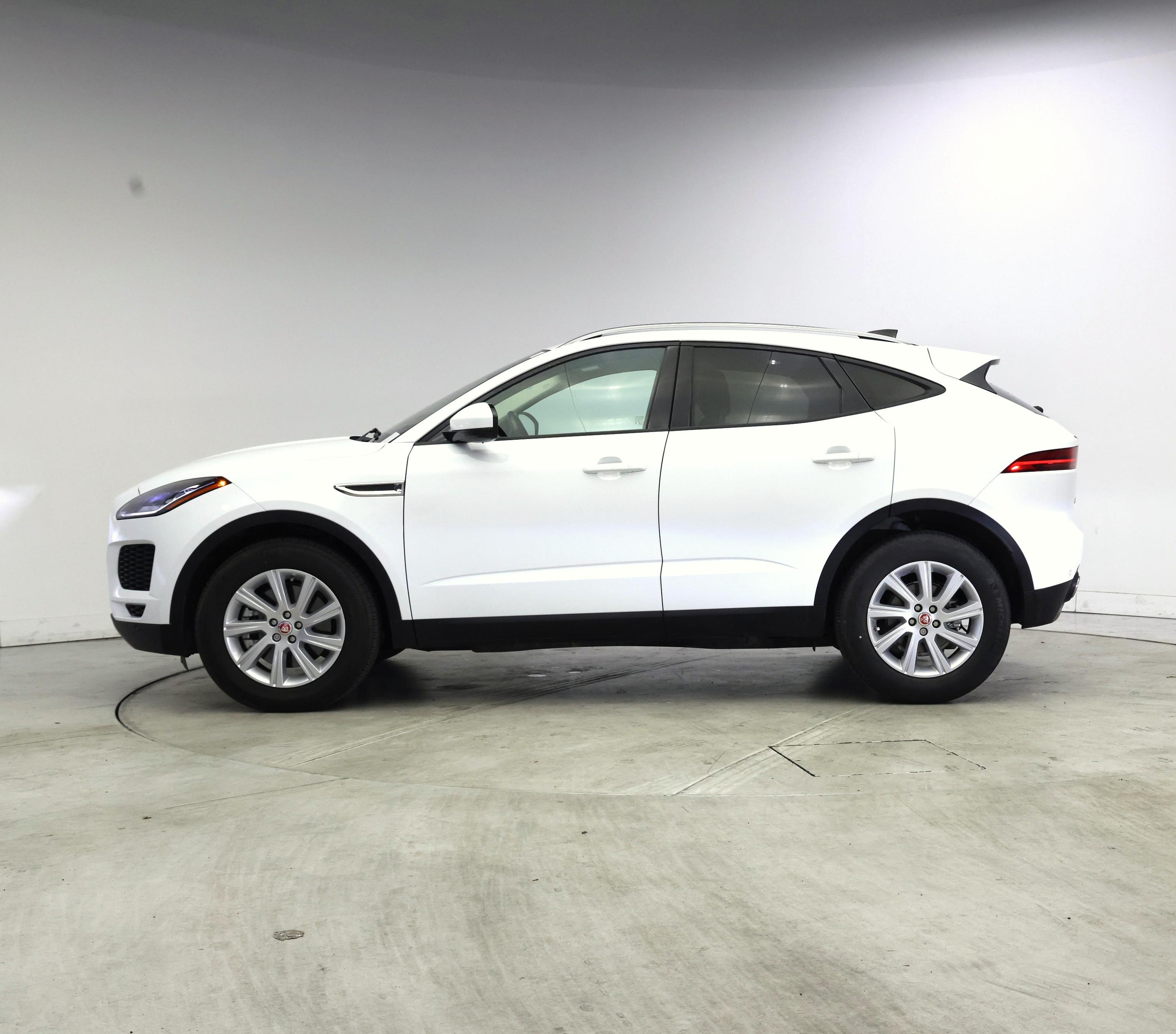 Thumbnail: 2020 Jaguar E-Pace - 3