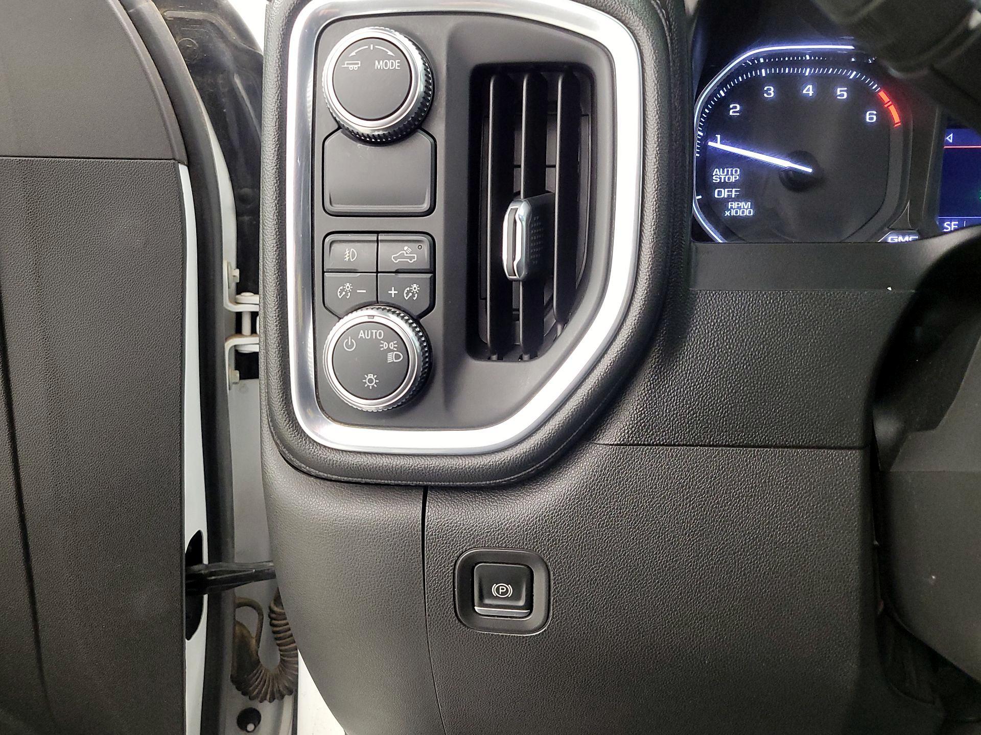 Thumbnail: 2021 GMC Sierra 1500 - 11