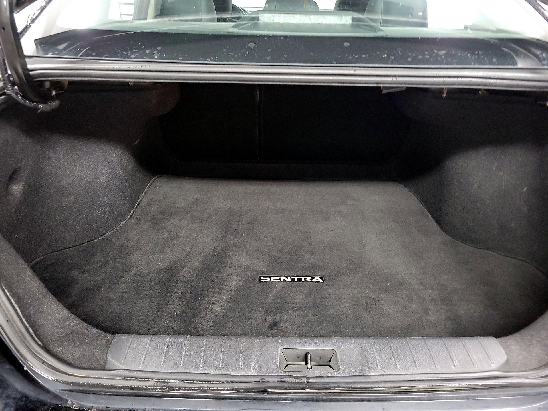 Thumbnail: 2023 Nissan Sentra - 18