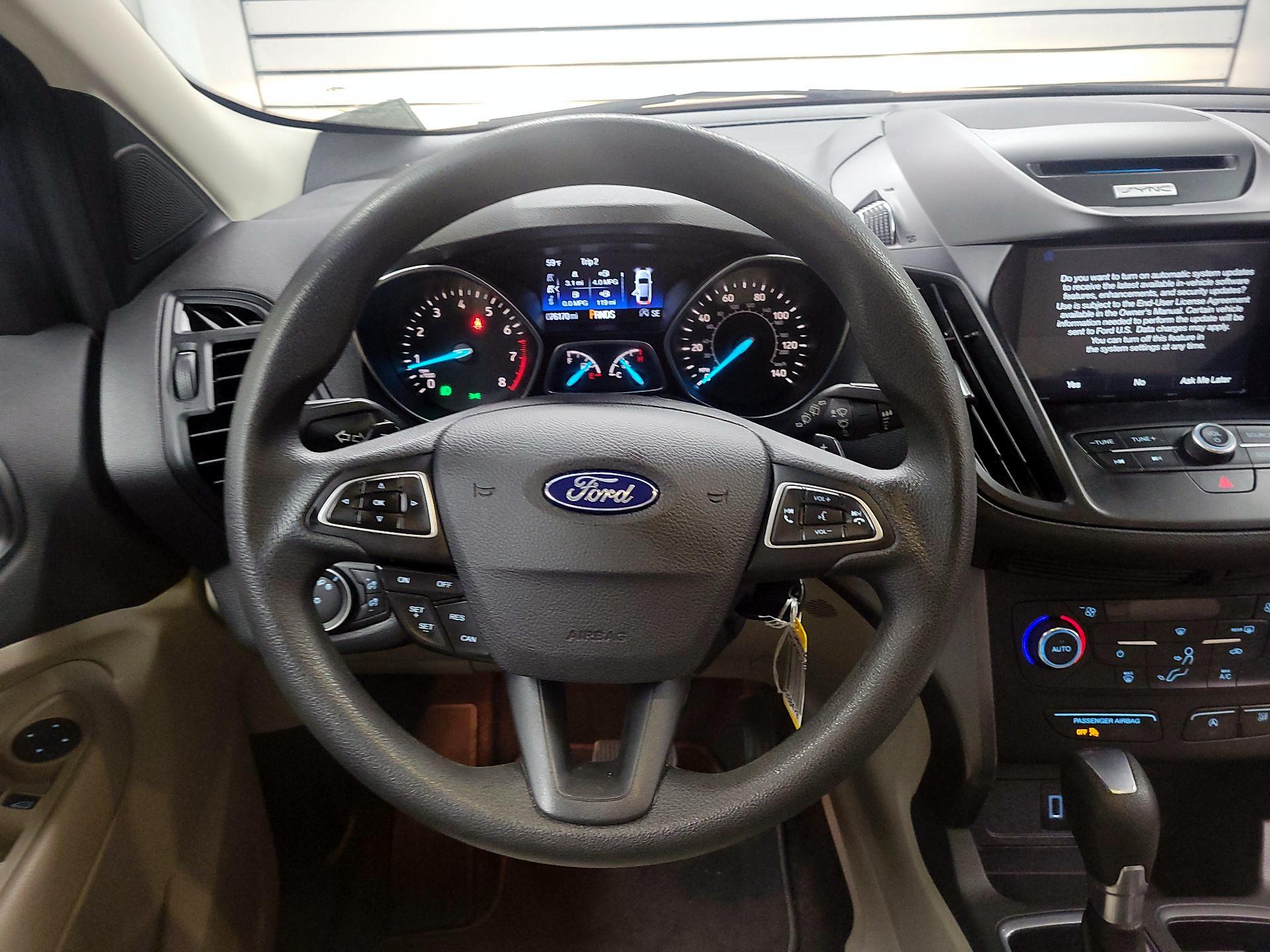 Thumbnail: 2017 Ford Escape - 10