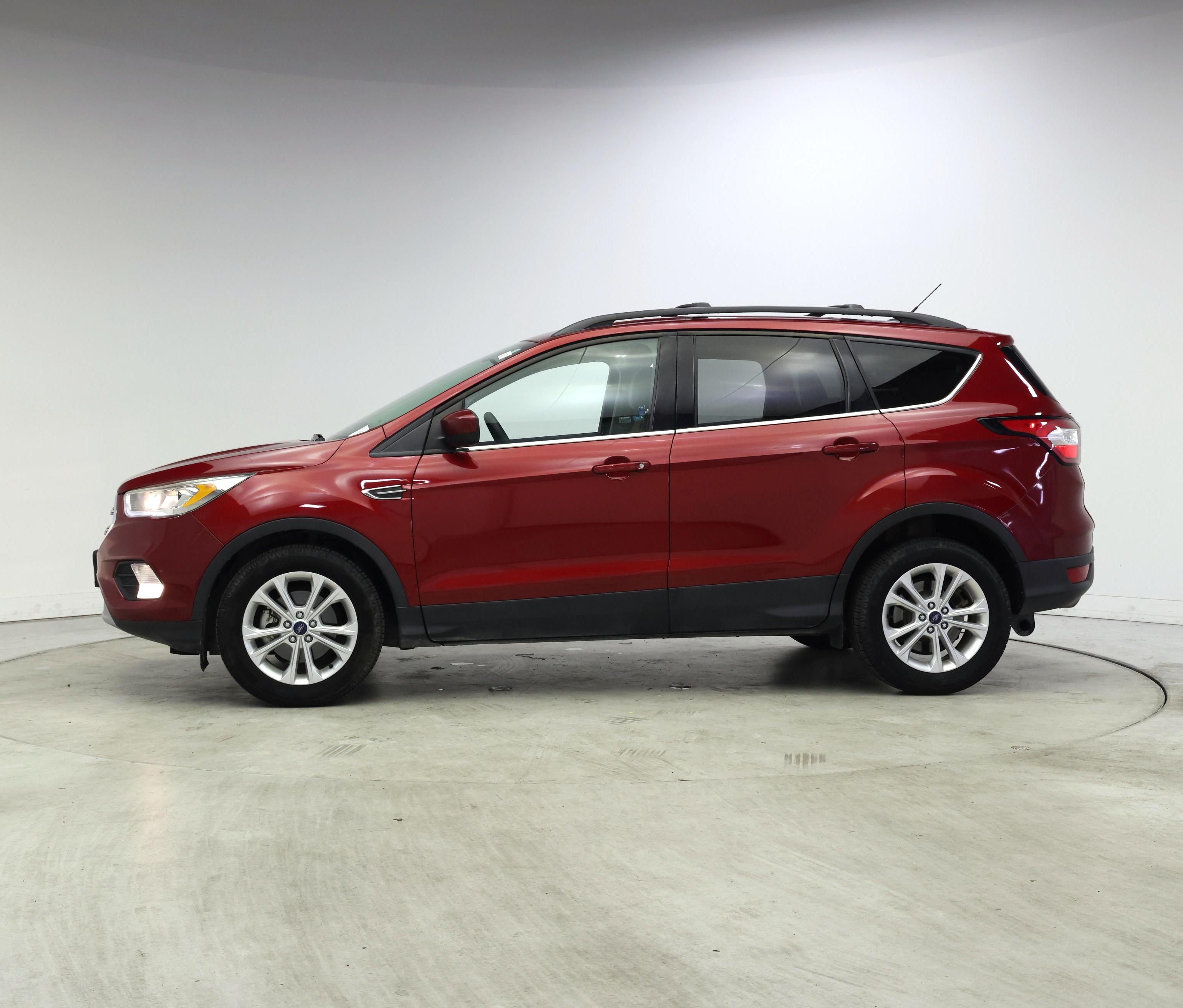 Thumbnail: 2017 Ford Escape - 3