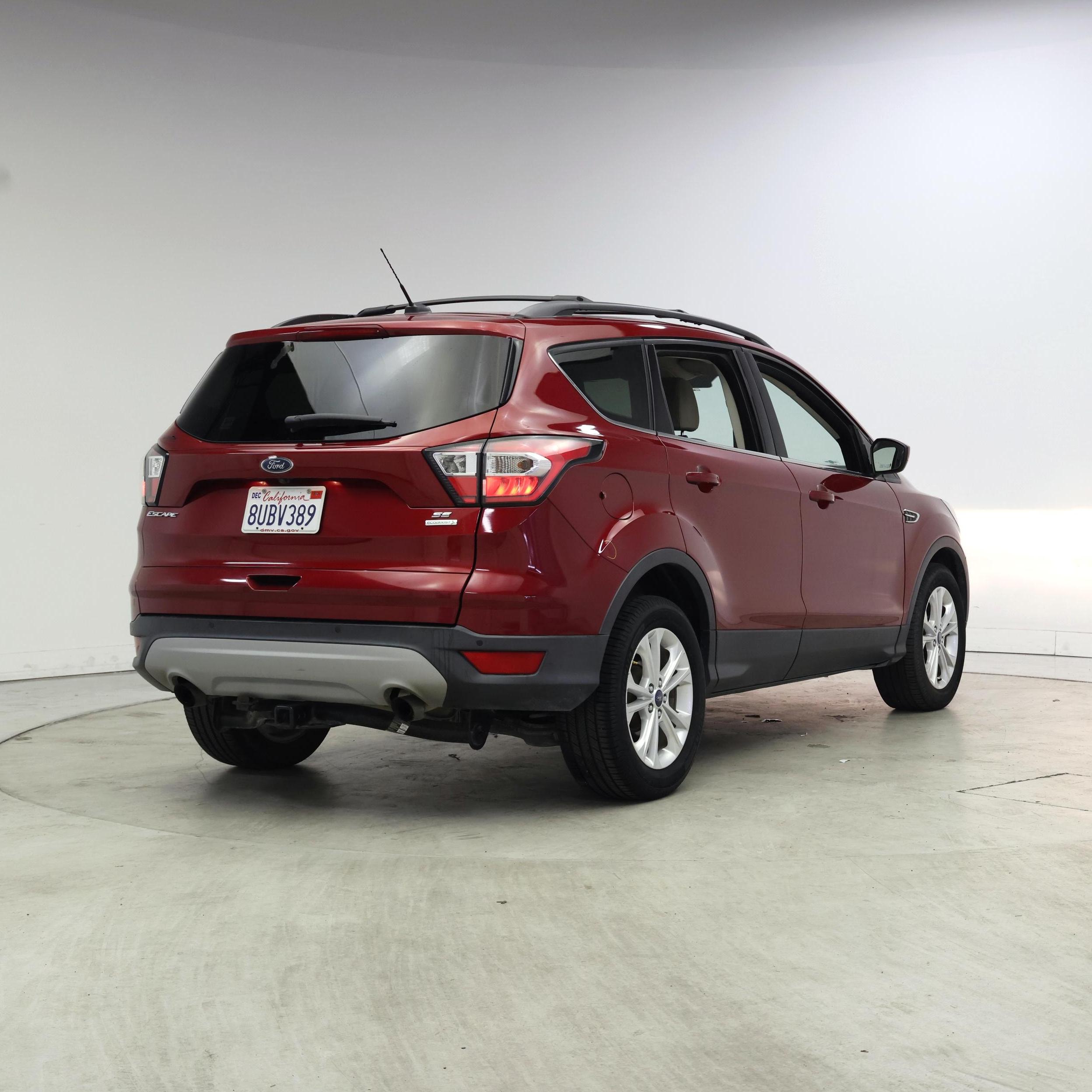 Thumbnail: 2017 Ford Escape - 8