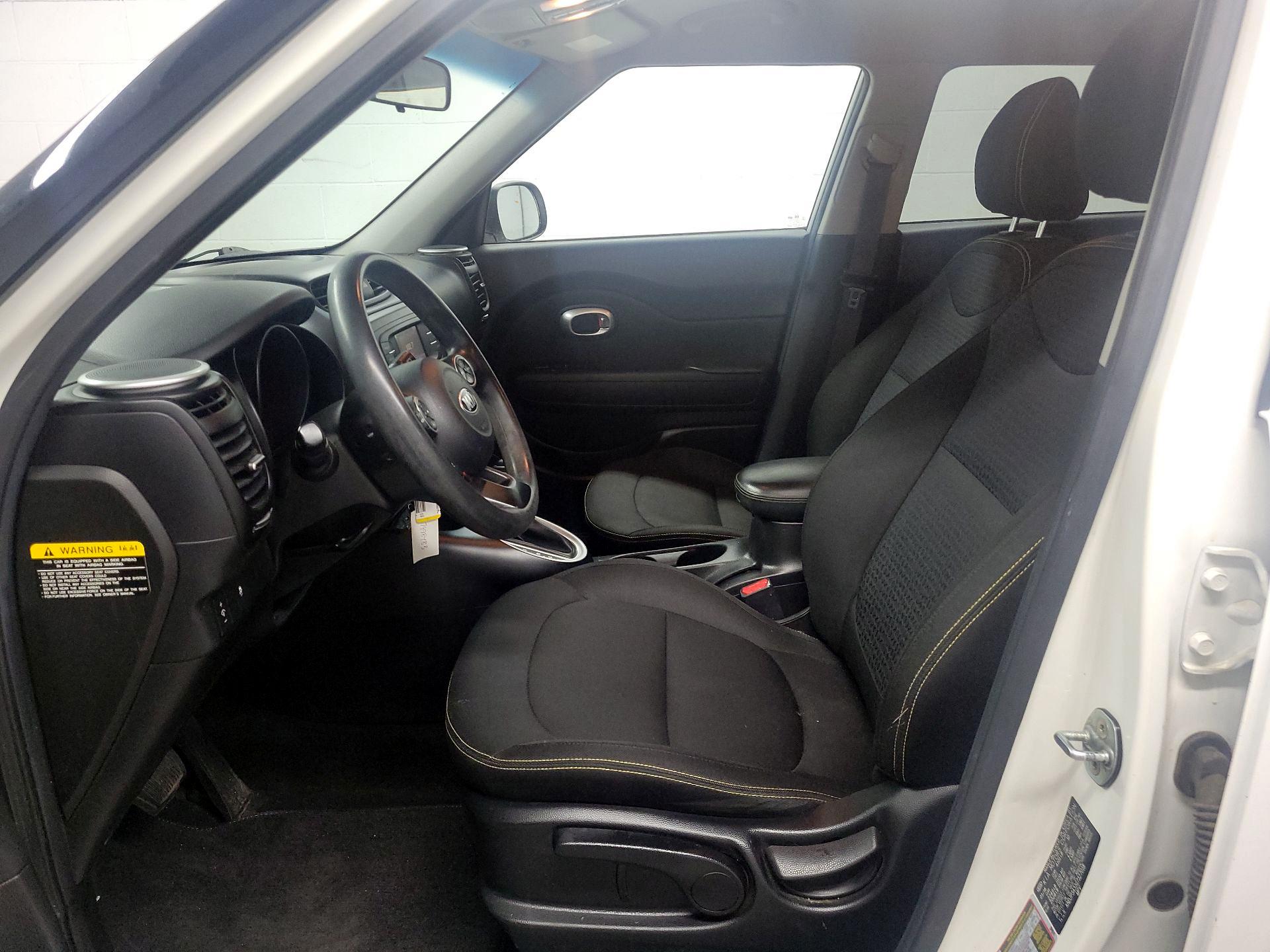 Thumbnail: 2016 Kia Soul - 11