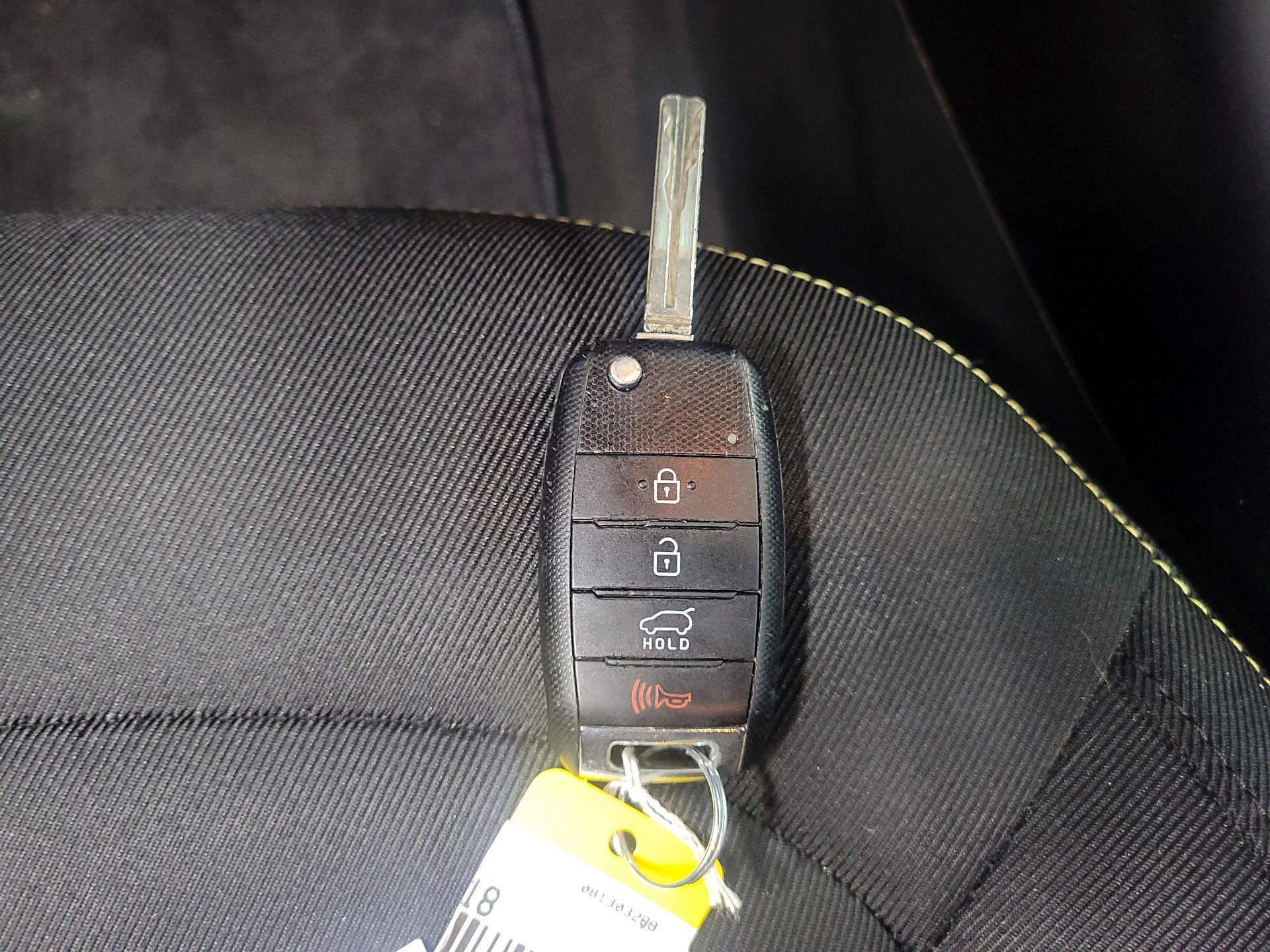 Thumbnail: 2016 Kia Soul - 19