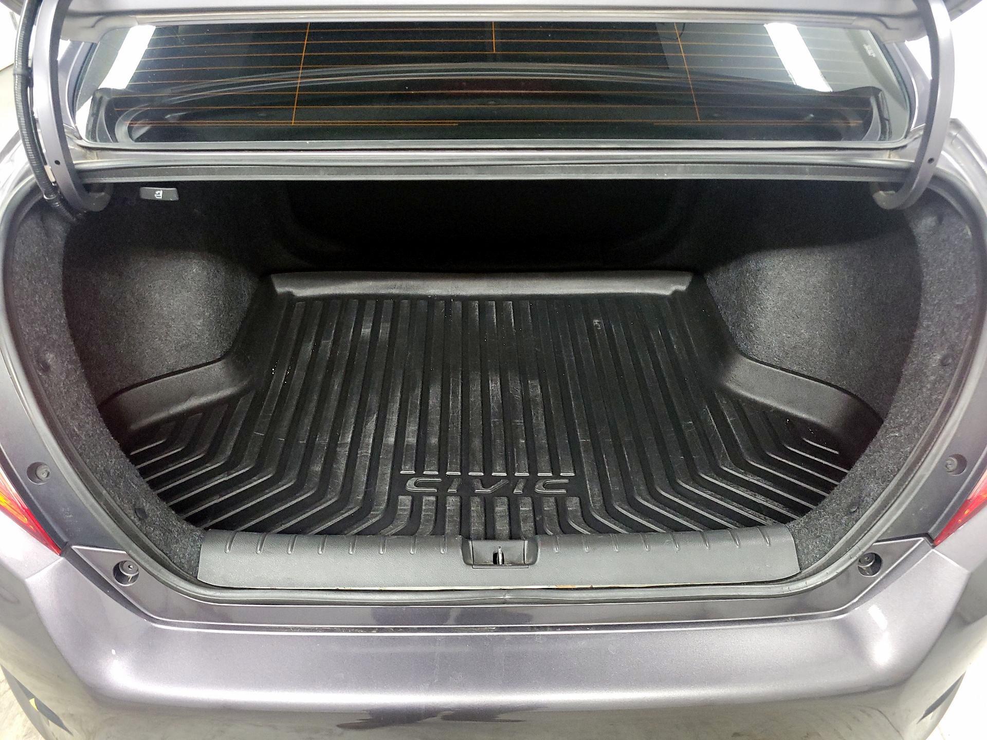 Thumbnail: 2019 Honda Civic - 17