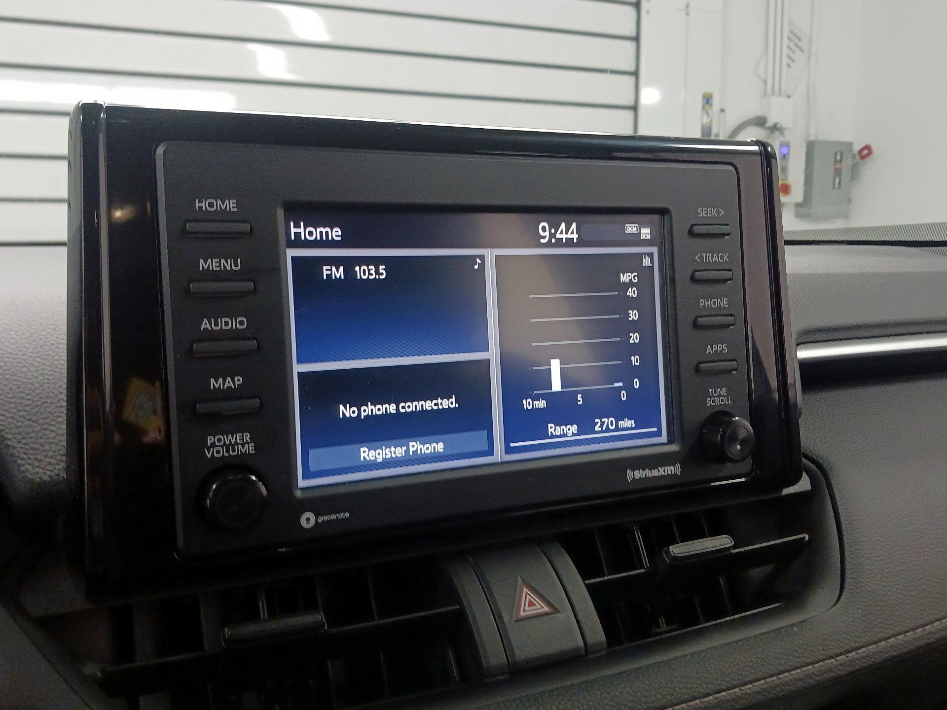 Thumbnail: 2022 Toyota RAV4 - 13