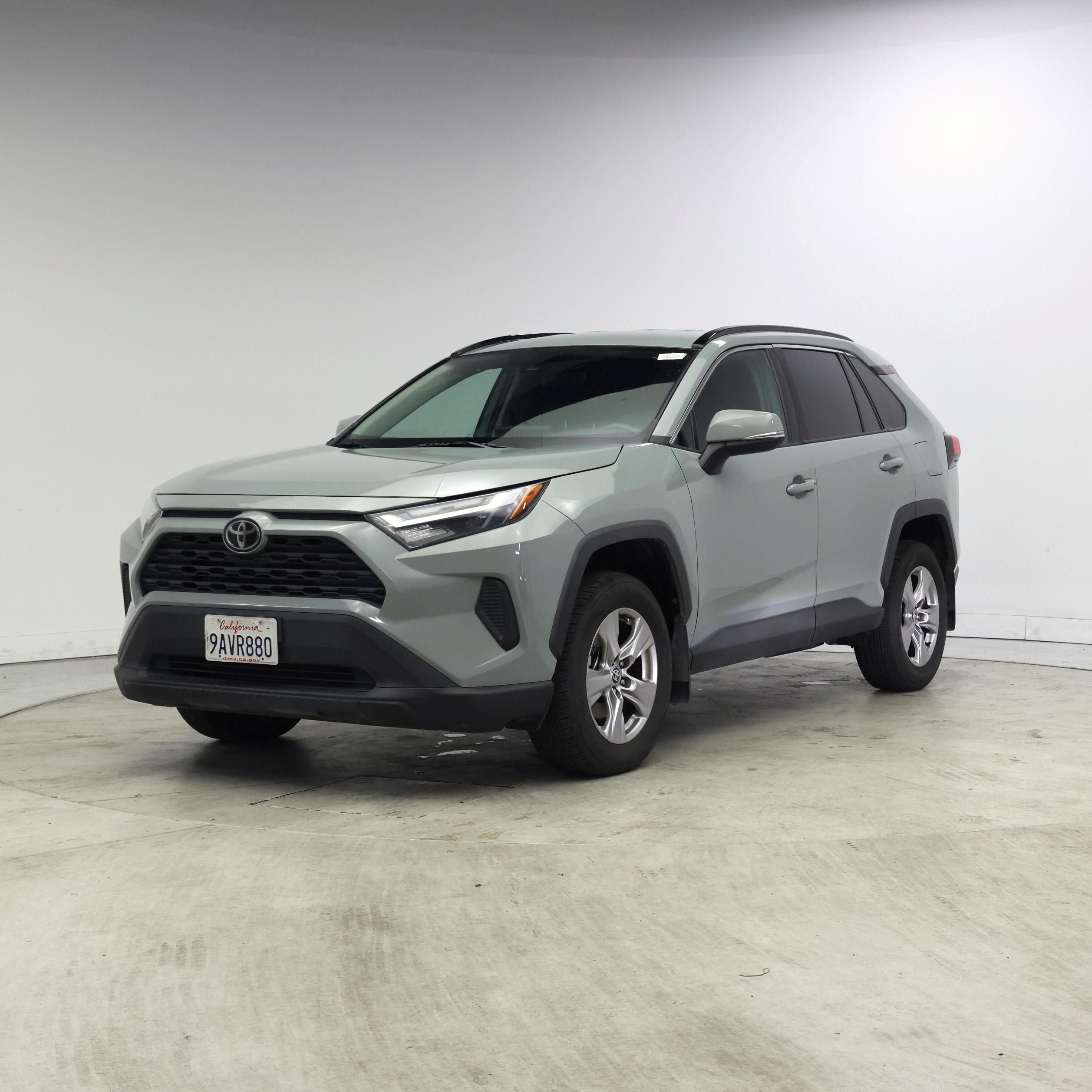 Thumbnail: 2022 Toyota RAV4 - 4