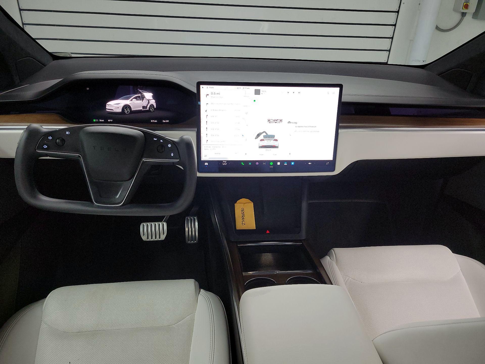 Thumbnail: 2022 Tesla Model X - 9