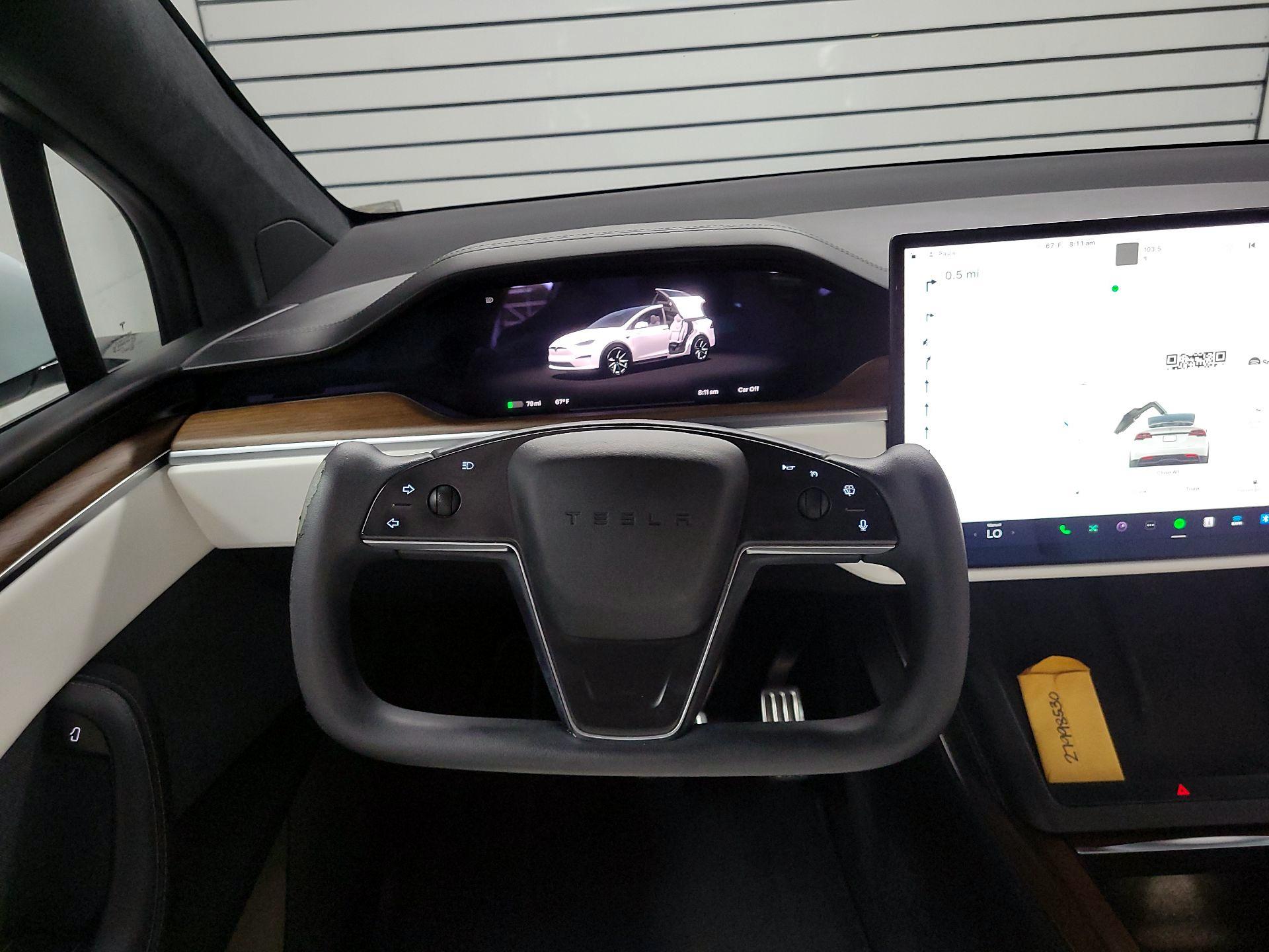 Thumbnail: 2022 Tesla Model X - 10