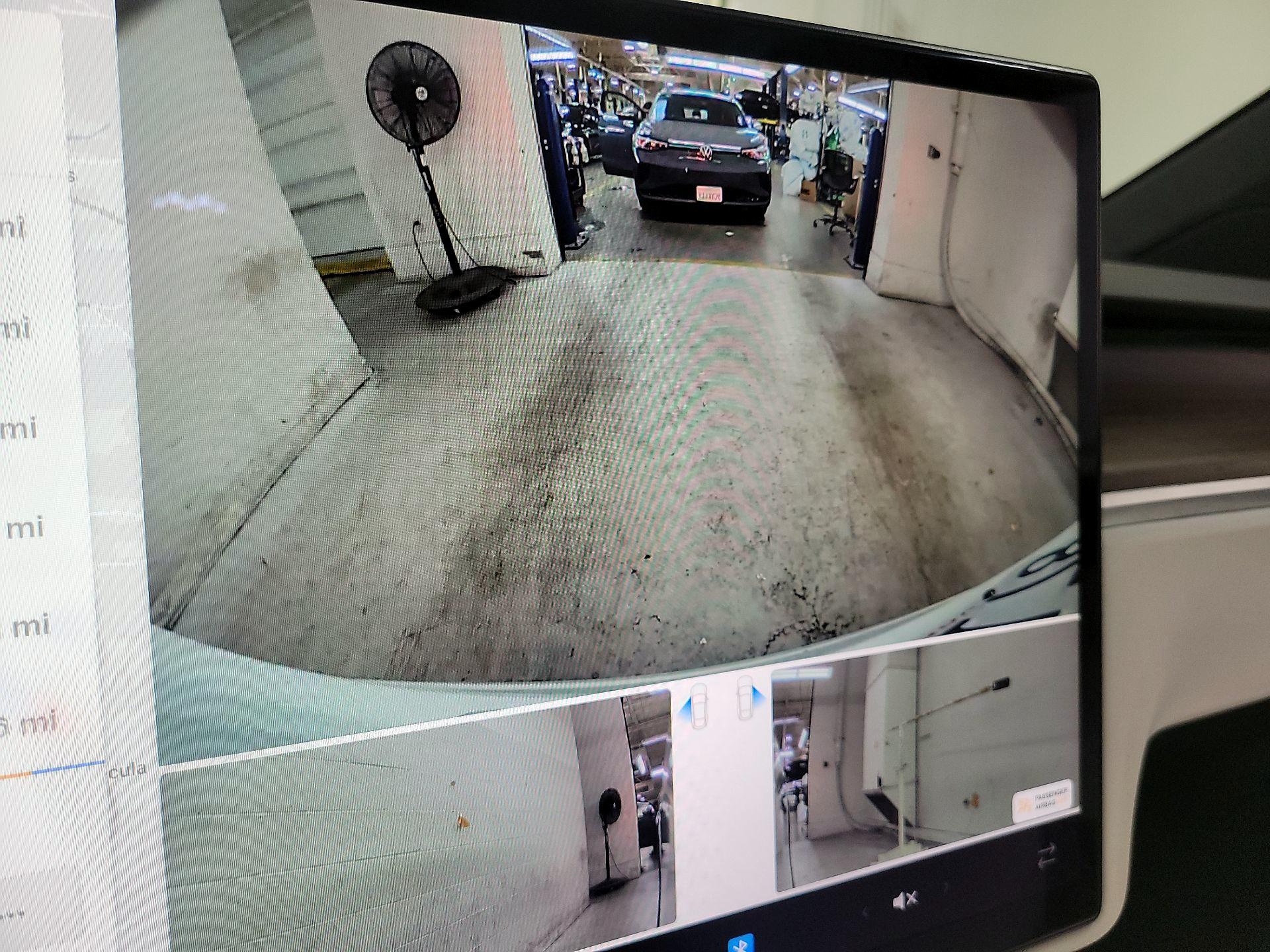 Thumbnail: 2022 Tesla Model X - 13