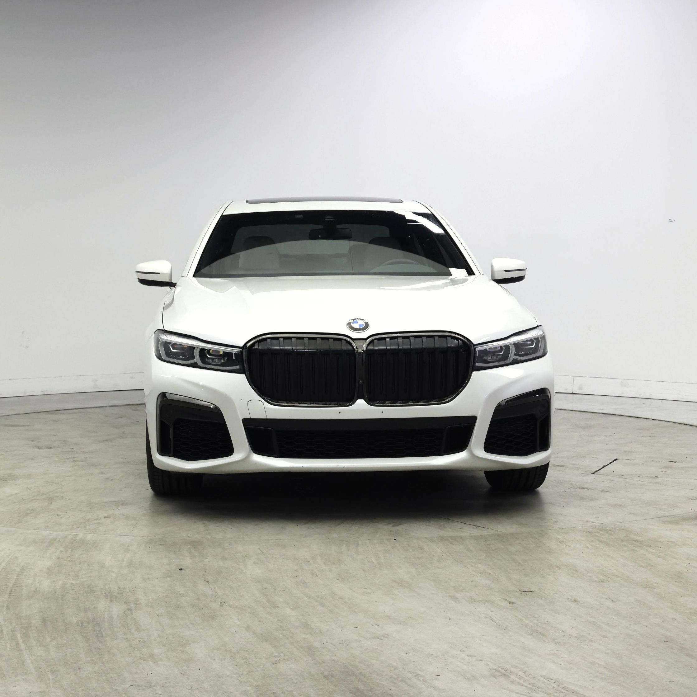 Thumbnail: 2022 BMW 7 Series - 5