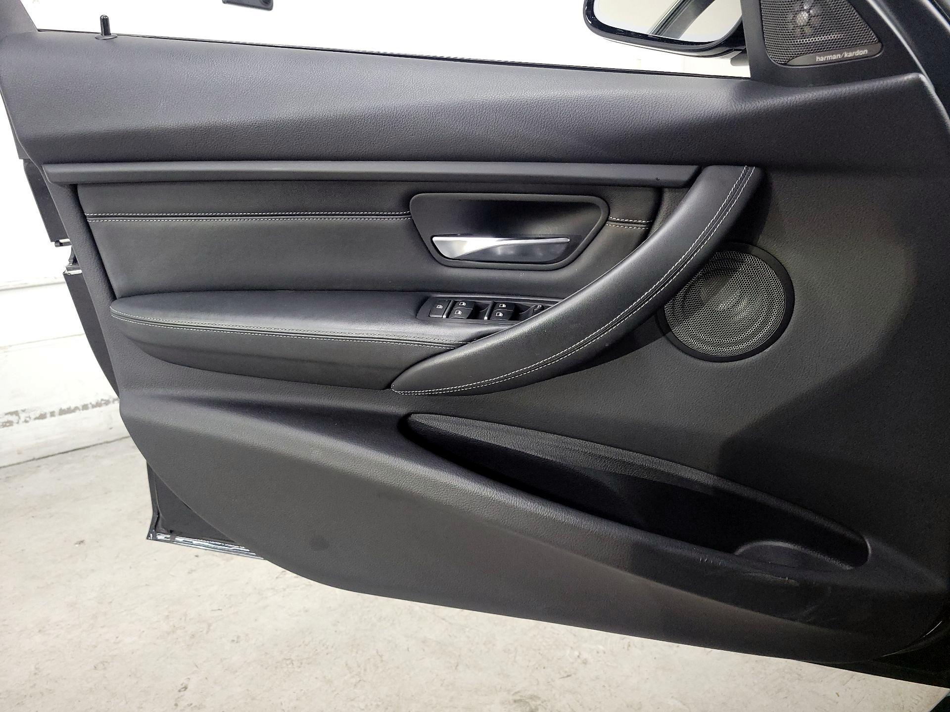 Thumbnail: 2018 BMW M3 - 12