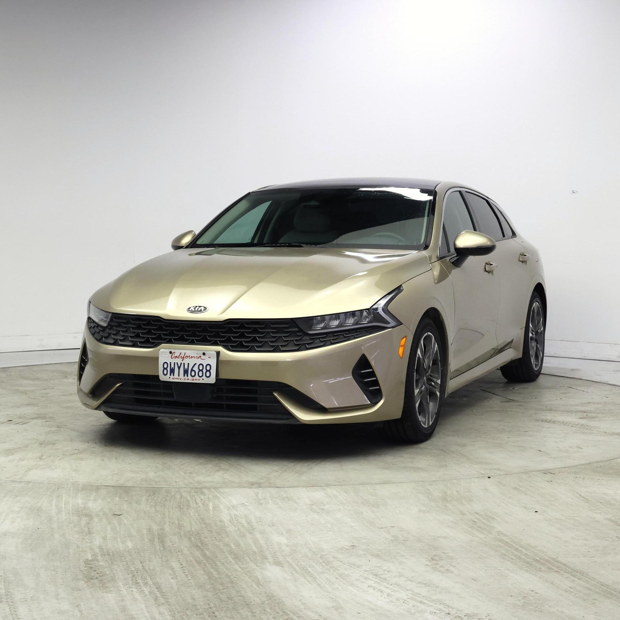 Thumbnail: 2021 Kia K5 - 4