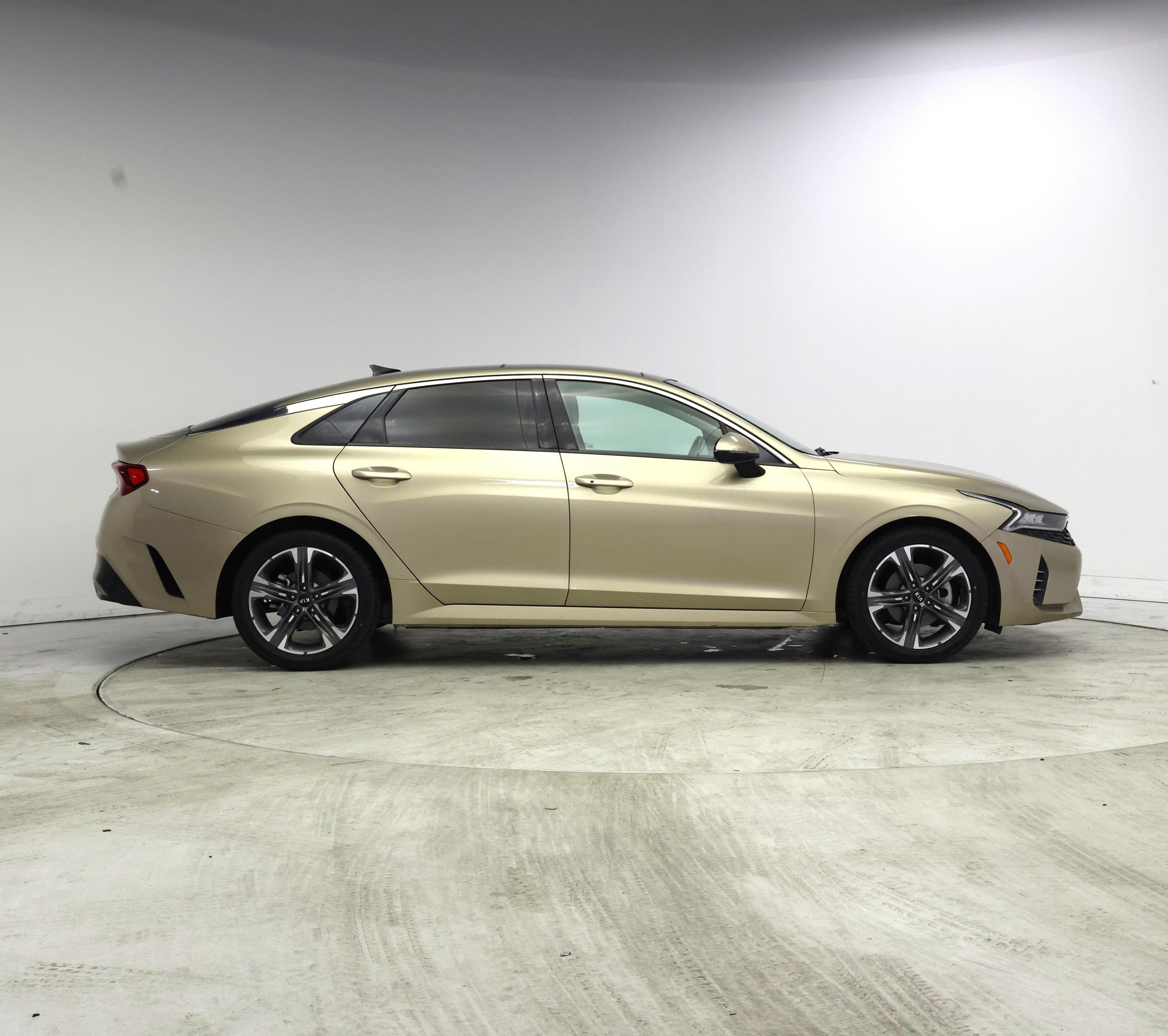 Thumbnail: 2021 Kia K5 - 7