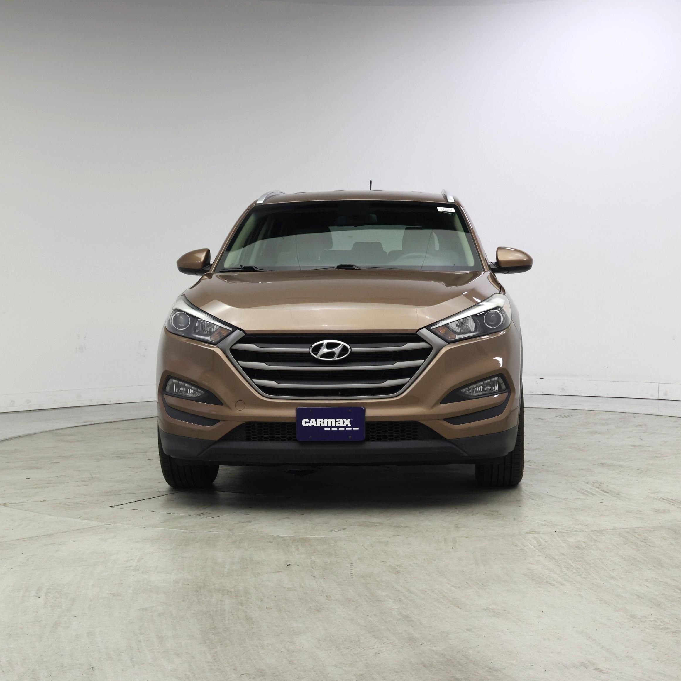 Thumbnail: 2016 Hyundai Tucson - 5