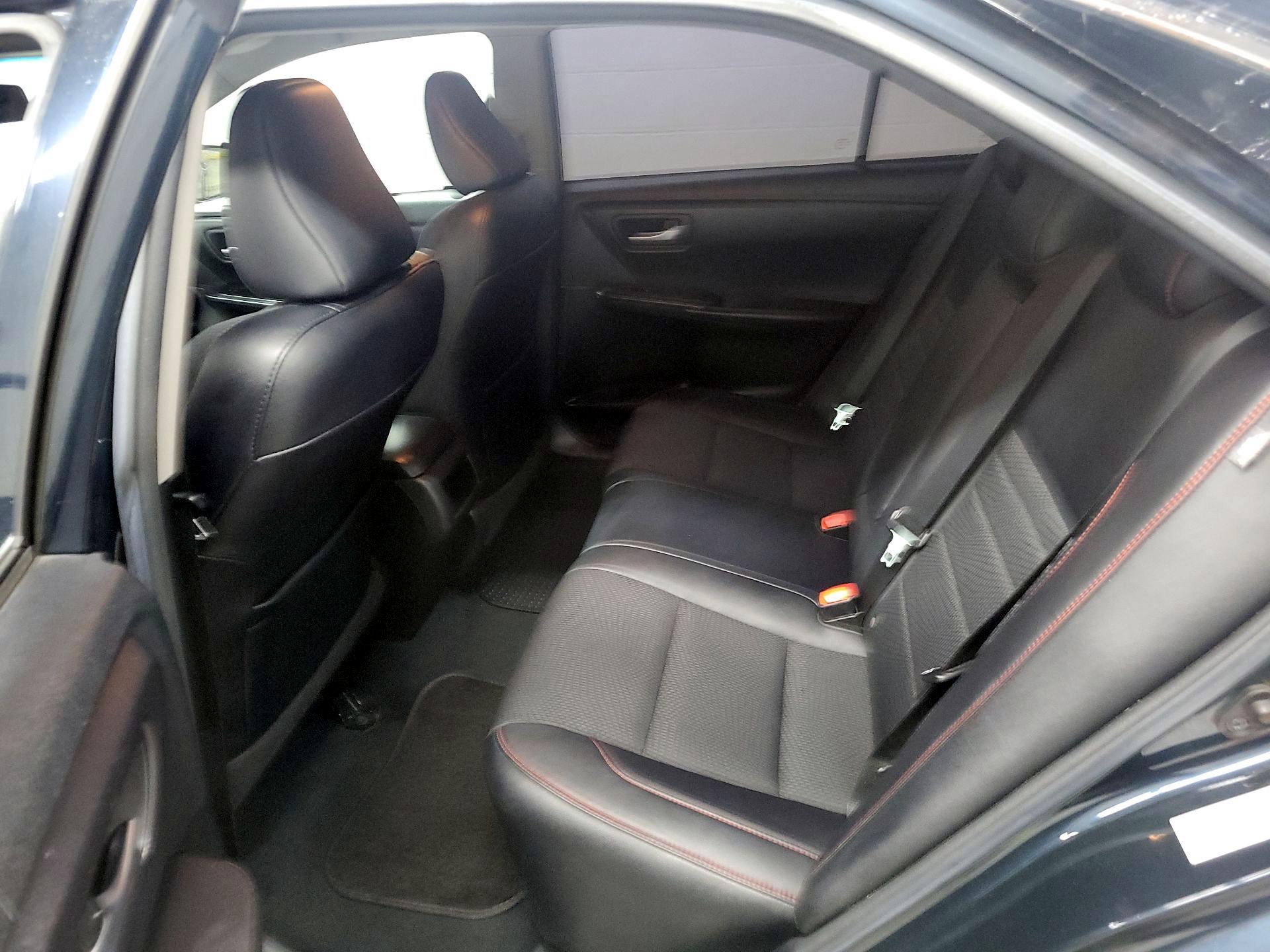 Thumbnail: 2017 Toyota Camry - 16