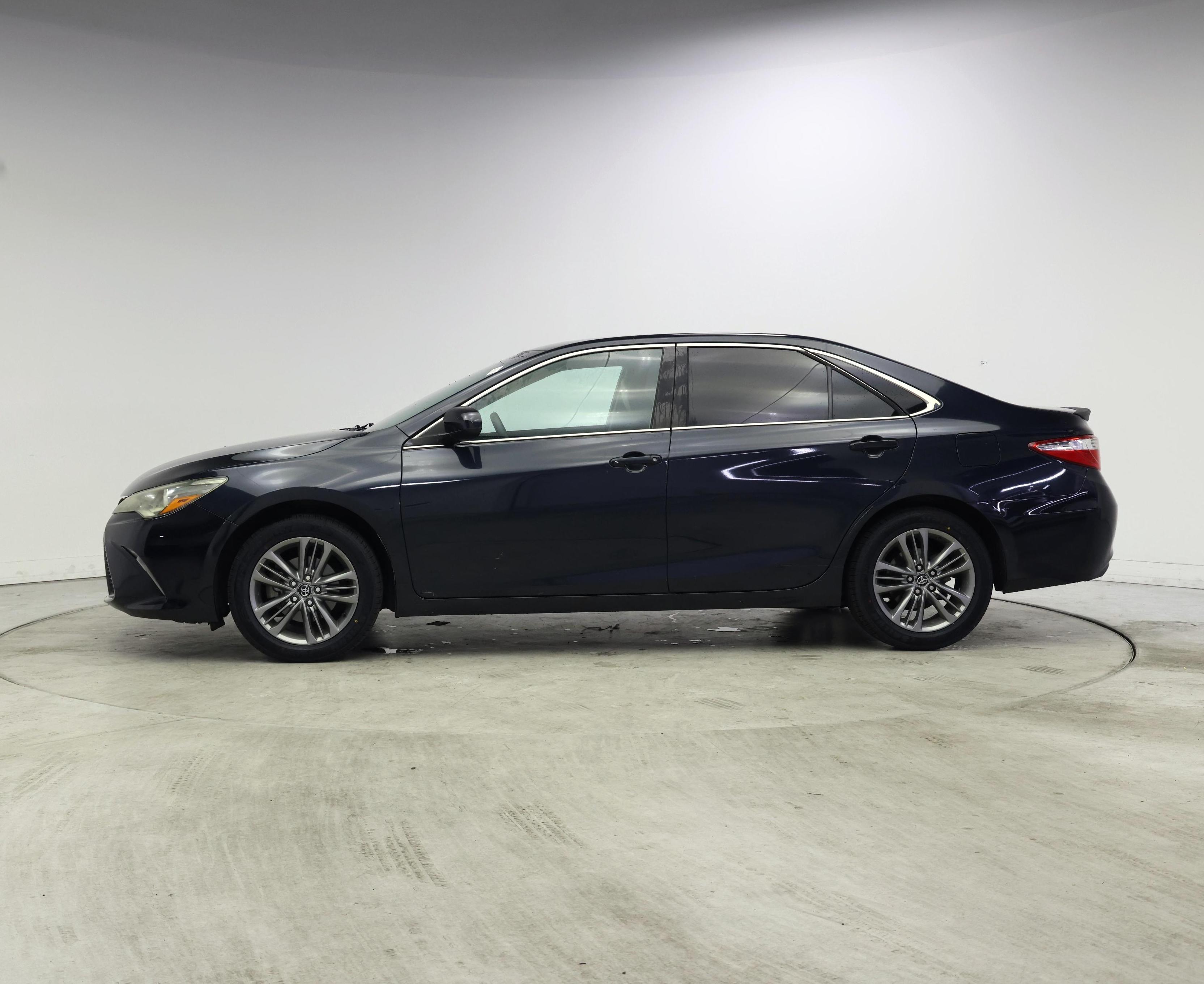 Thumbnail: 2017 Toyota Camry - 3