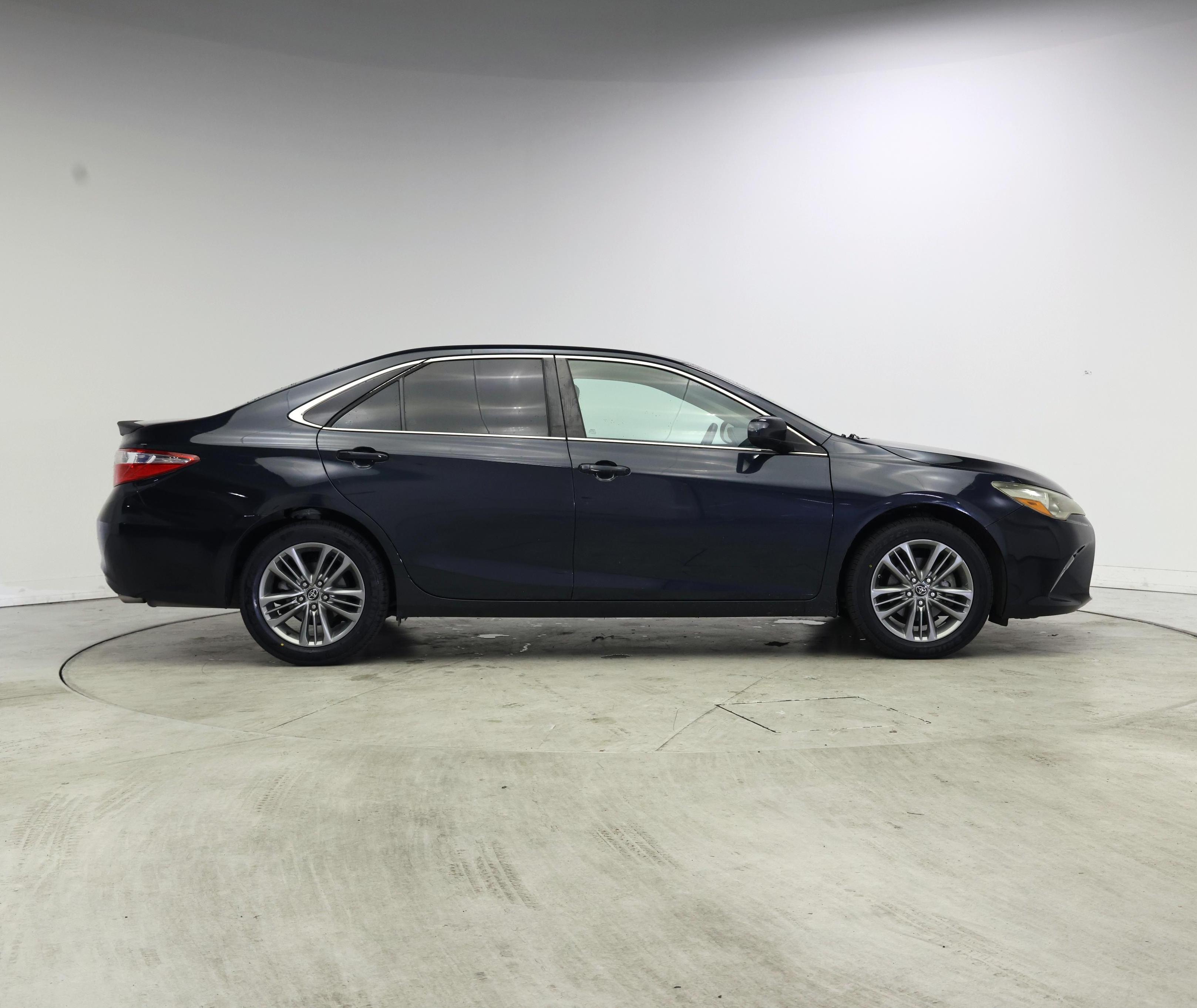 Thumbnail: 2017 Toyota Camry - 7