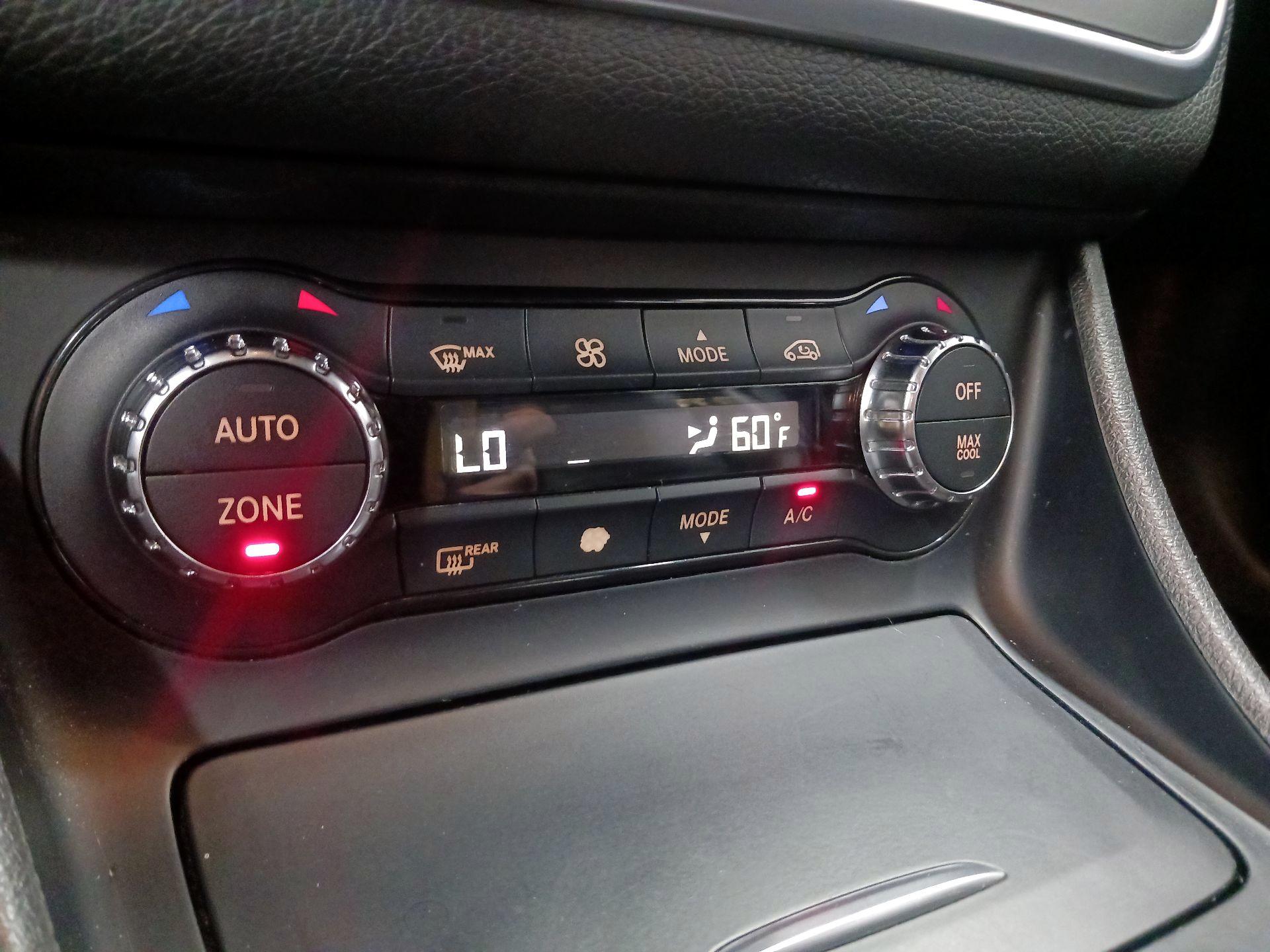 Thumbnail: 2016 Mercedes-Benz CLA - 15