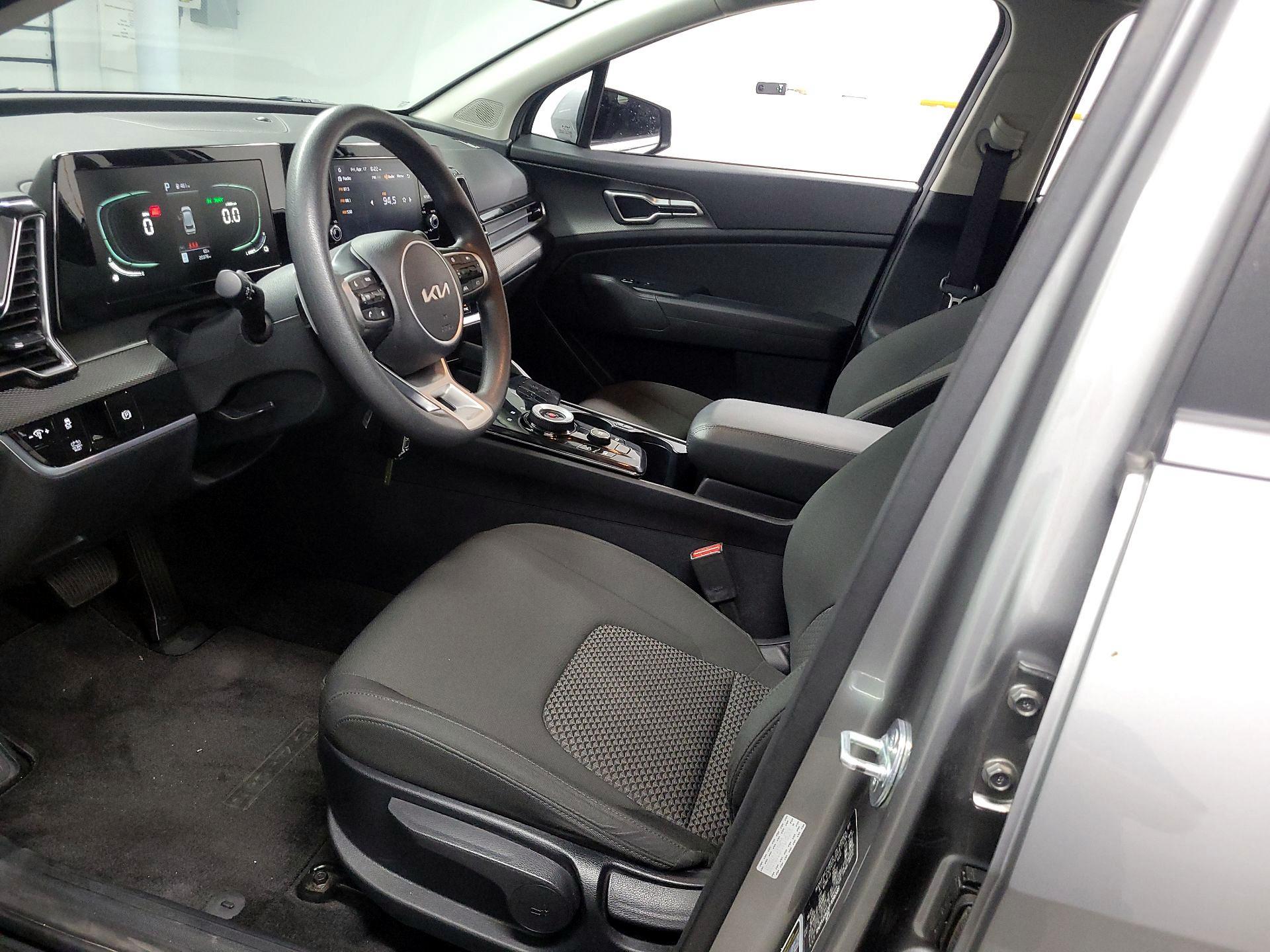 Thumbnail: 2023 Kia Sportage - 11