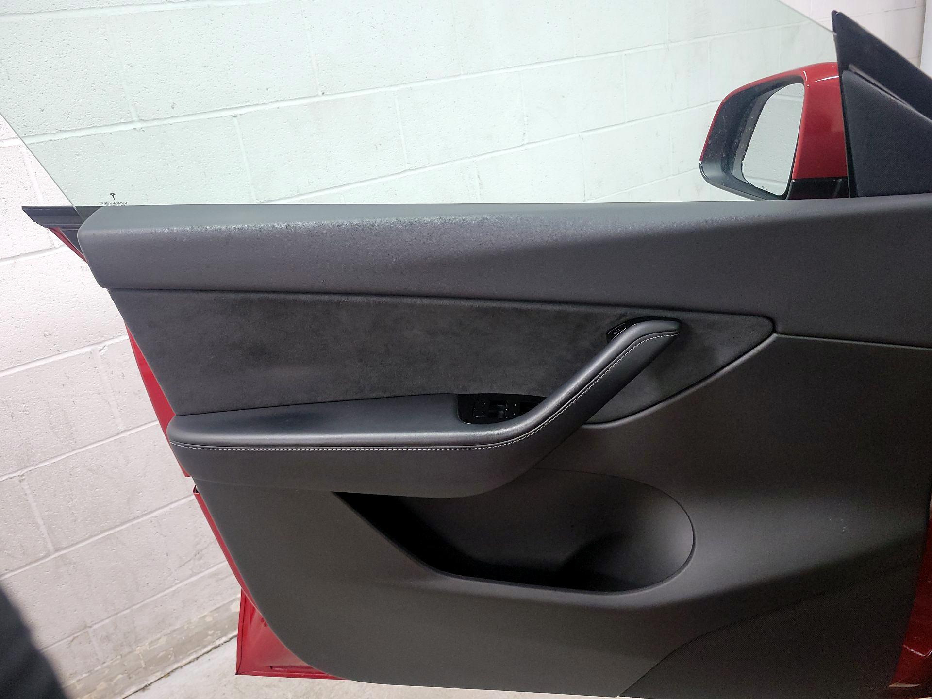 Thumbnail: 2020 Tesla Model Y - 12