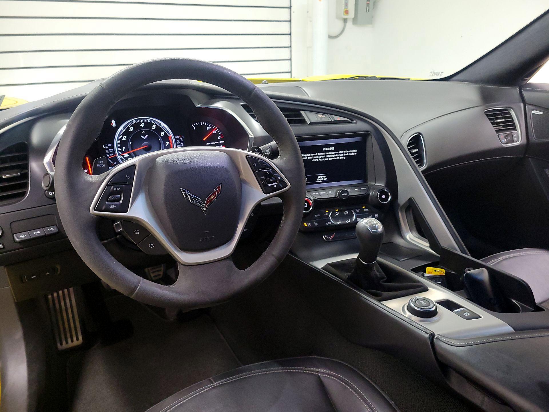 Thumbnail: 2015 Chevrolet Corvette - 9