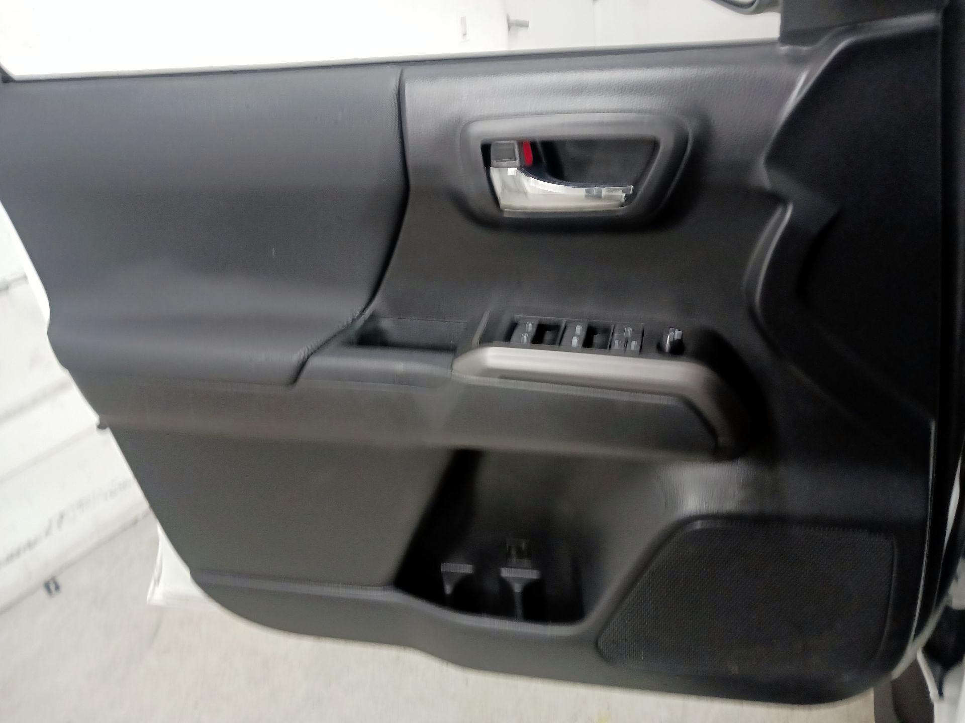 Thumbnail: 2023 Toyota Tacoma - 12