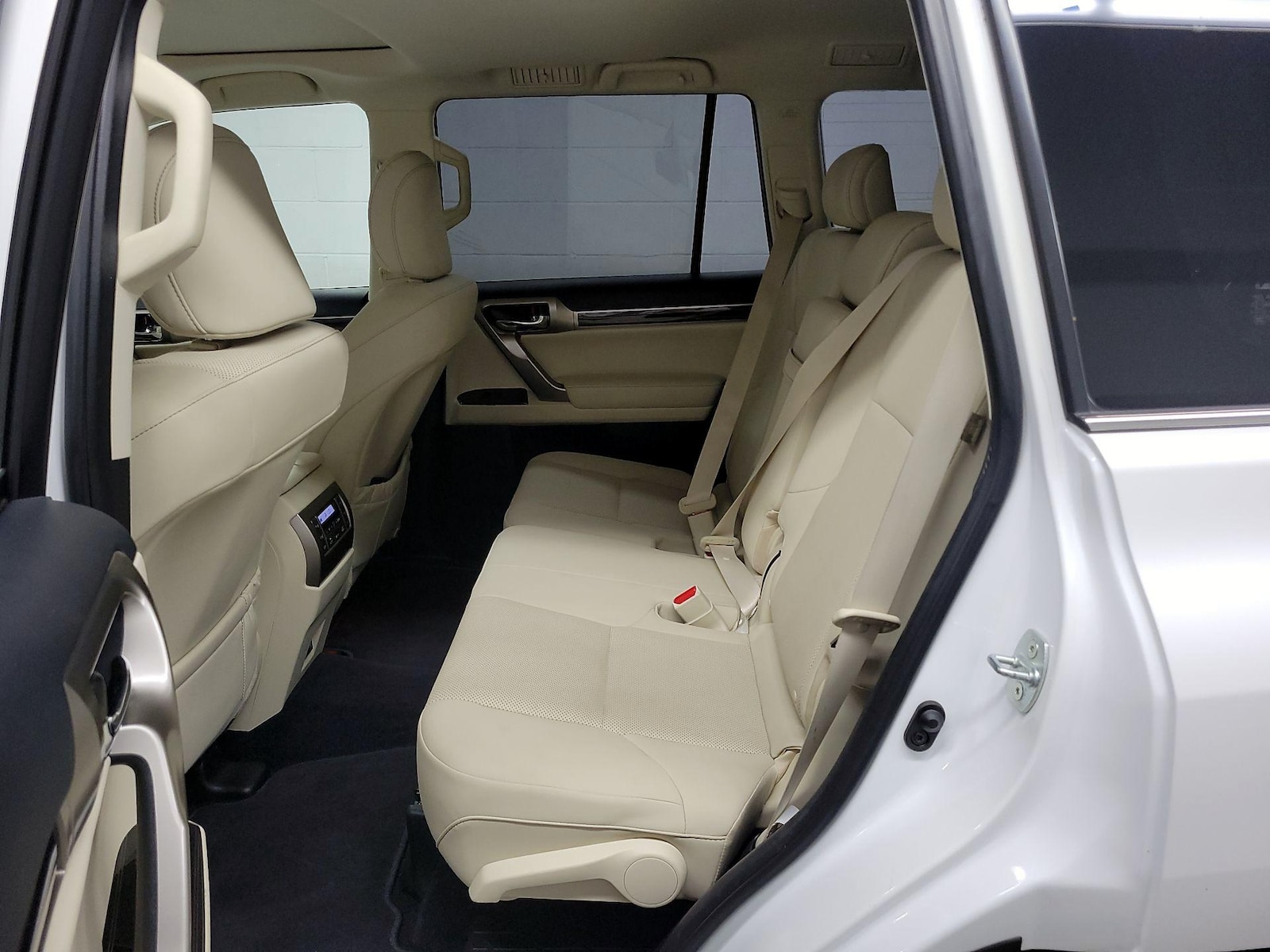 2020 Lexus GX PREMIUM - Photo 17