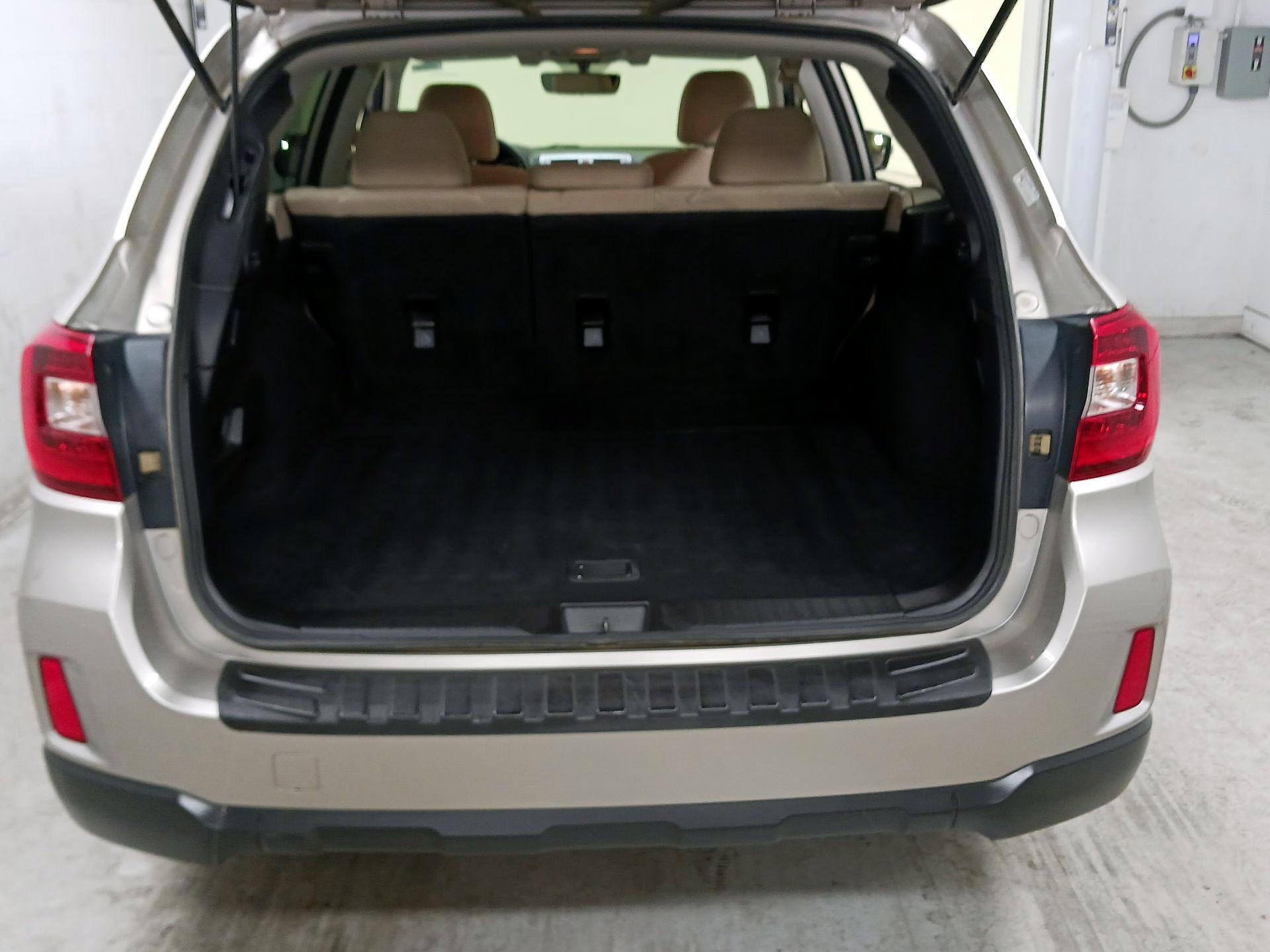 Thumbnail: 2017 Subaru Outback - 19