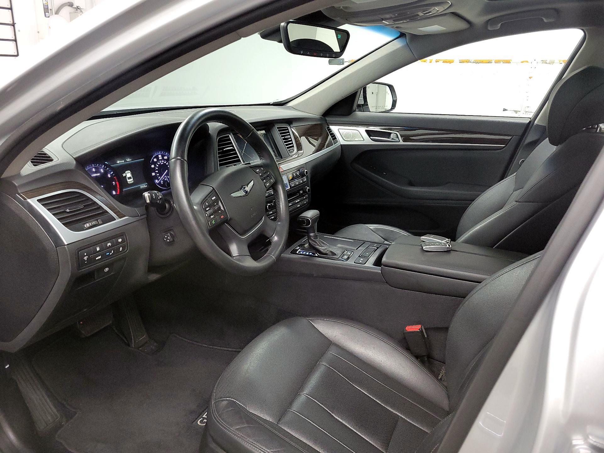 Thumbnail: 2018 Genesis G80 - 11