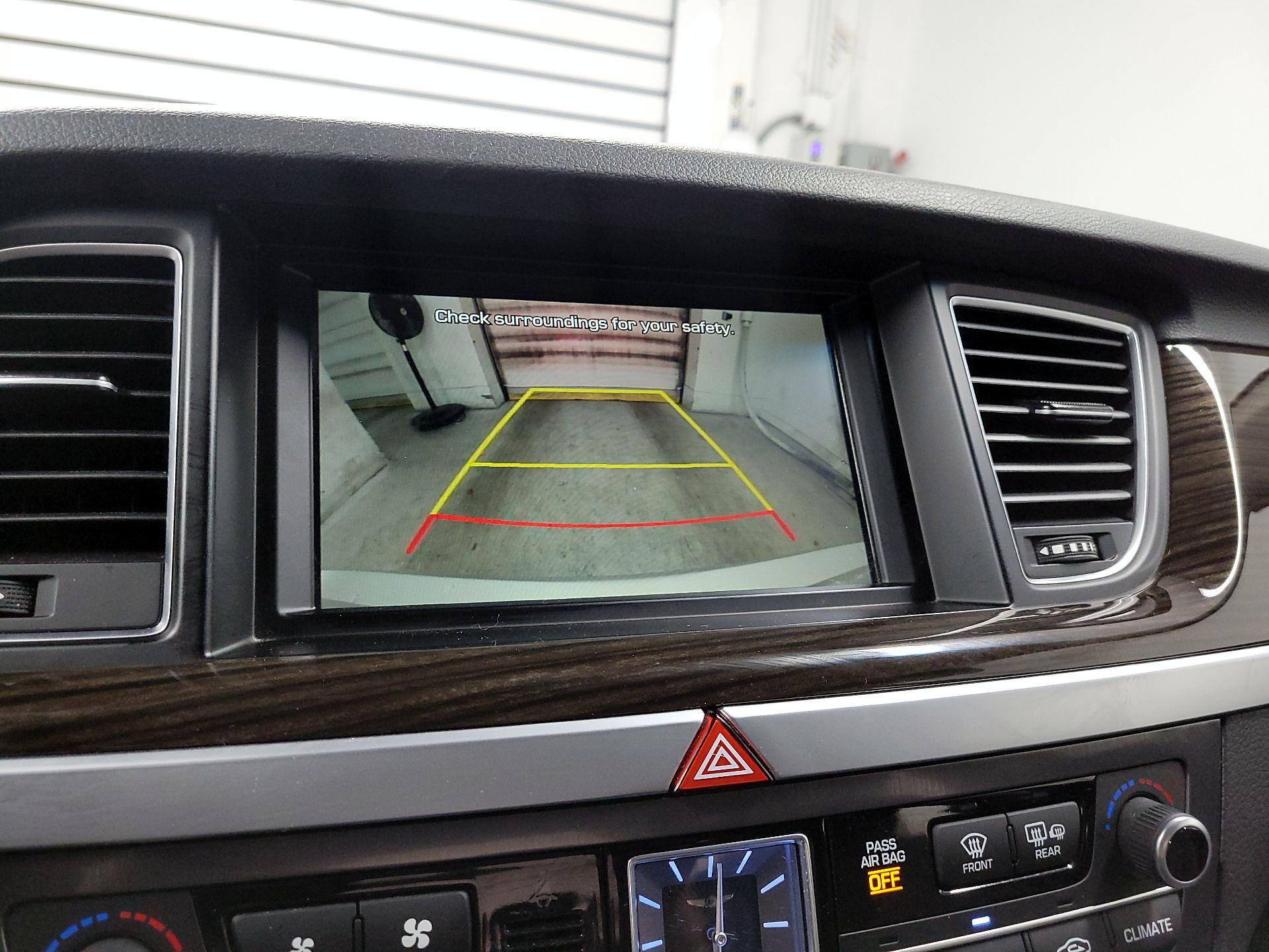 Thumbnail: 2018 Genesis G80 - 15