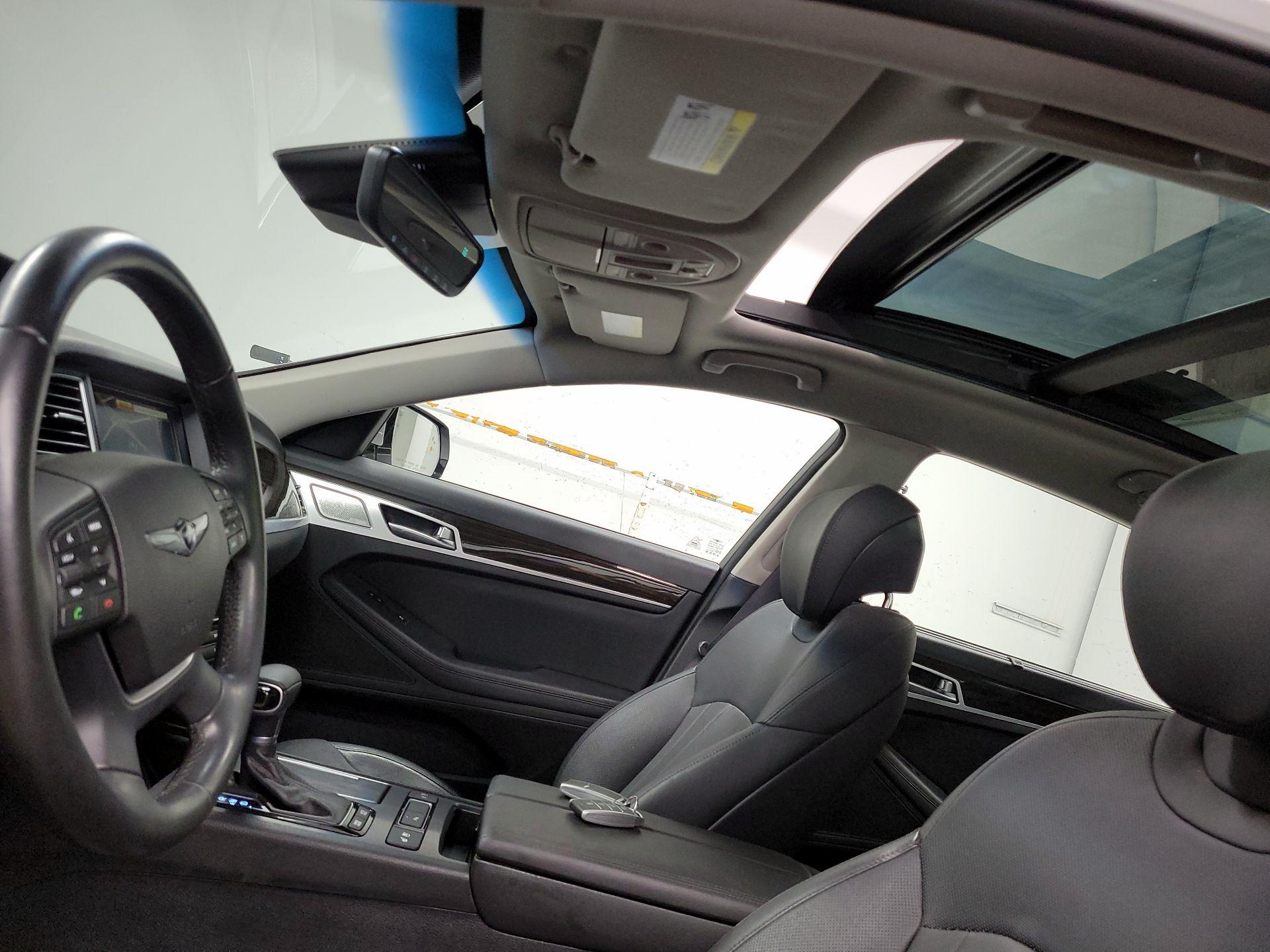 Thumbnail: 2018 Genesis G80 - 19