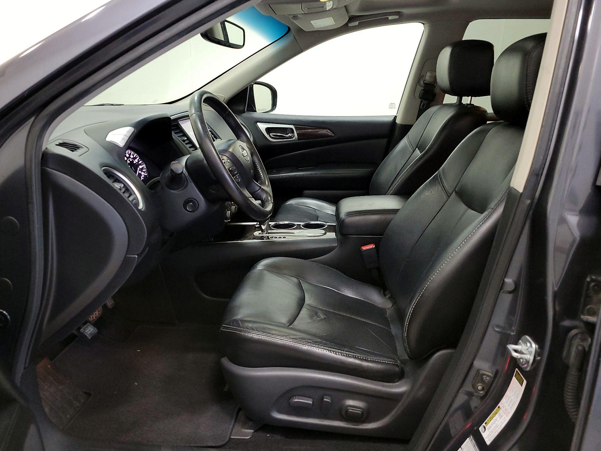 Thumbnail: 2014 Nissan Pathfinder - 11