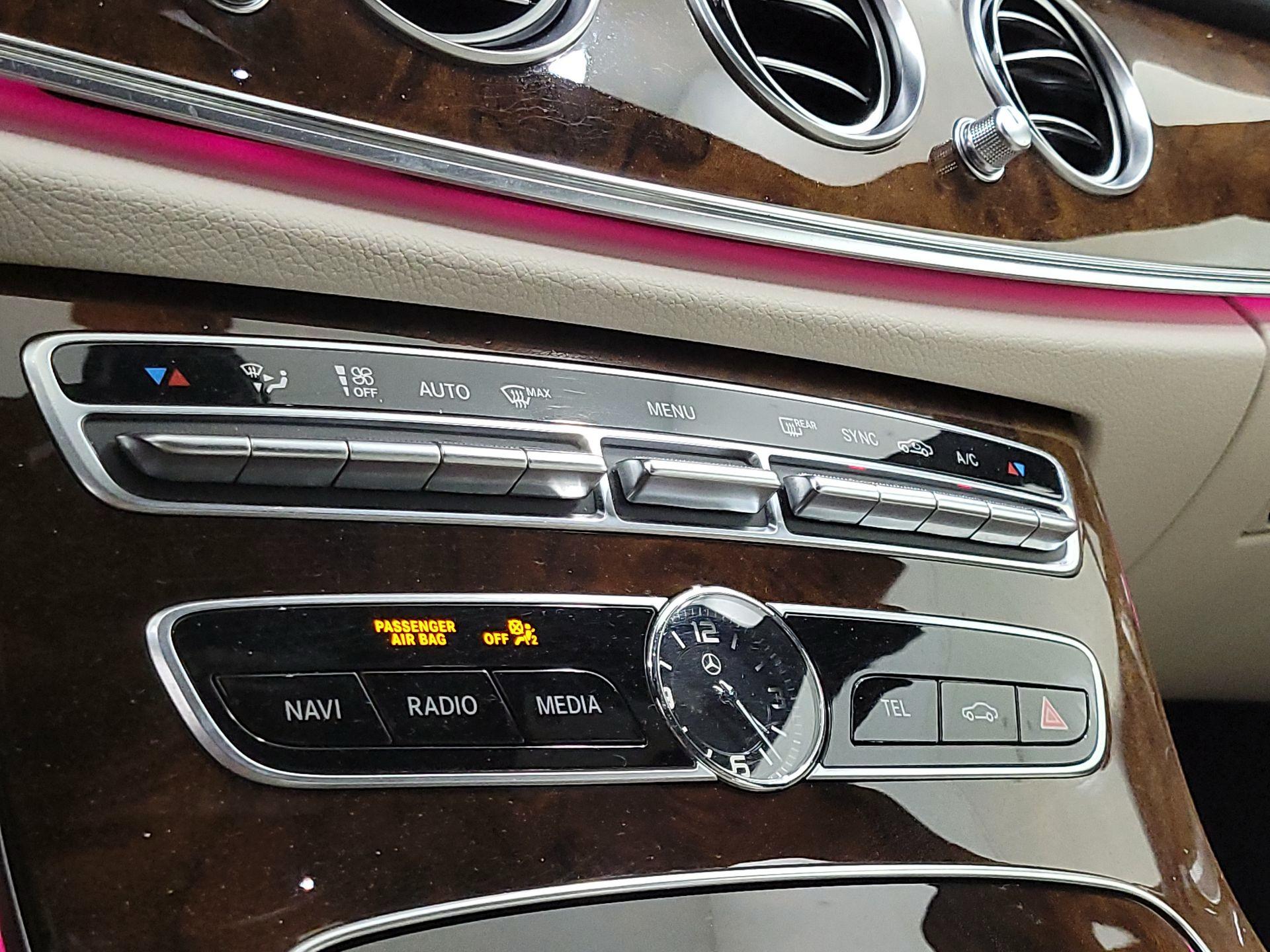 Thumbnail: 2020 Mercedes-Benz E-Class - 17