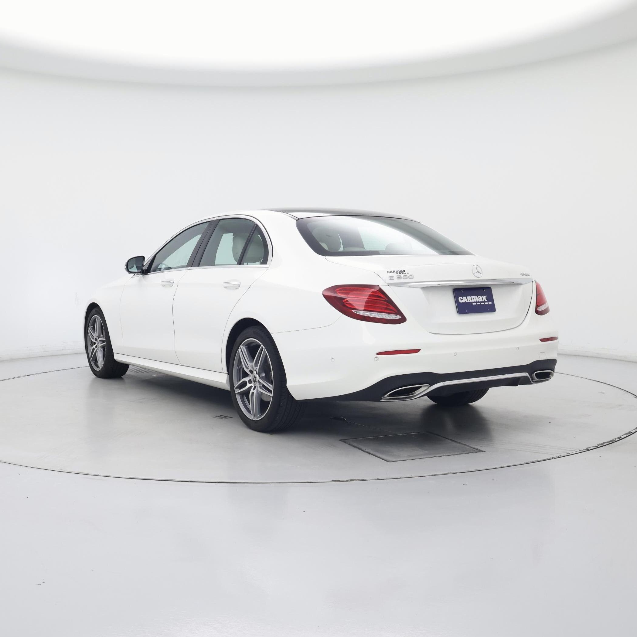 Thumbnail: 2020 Mercedes-Benz E-Class - 2