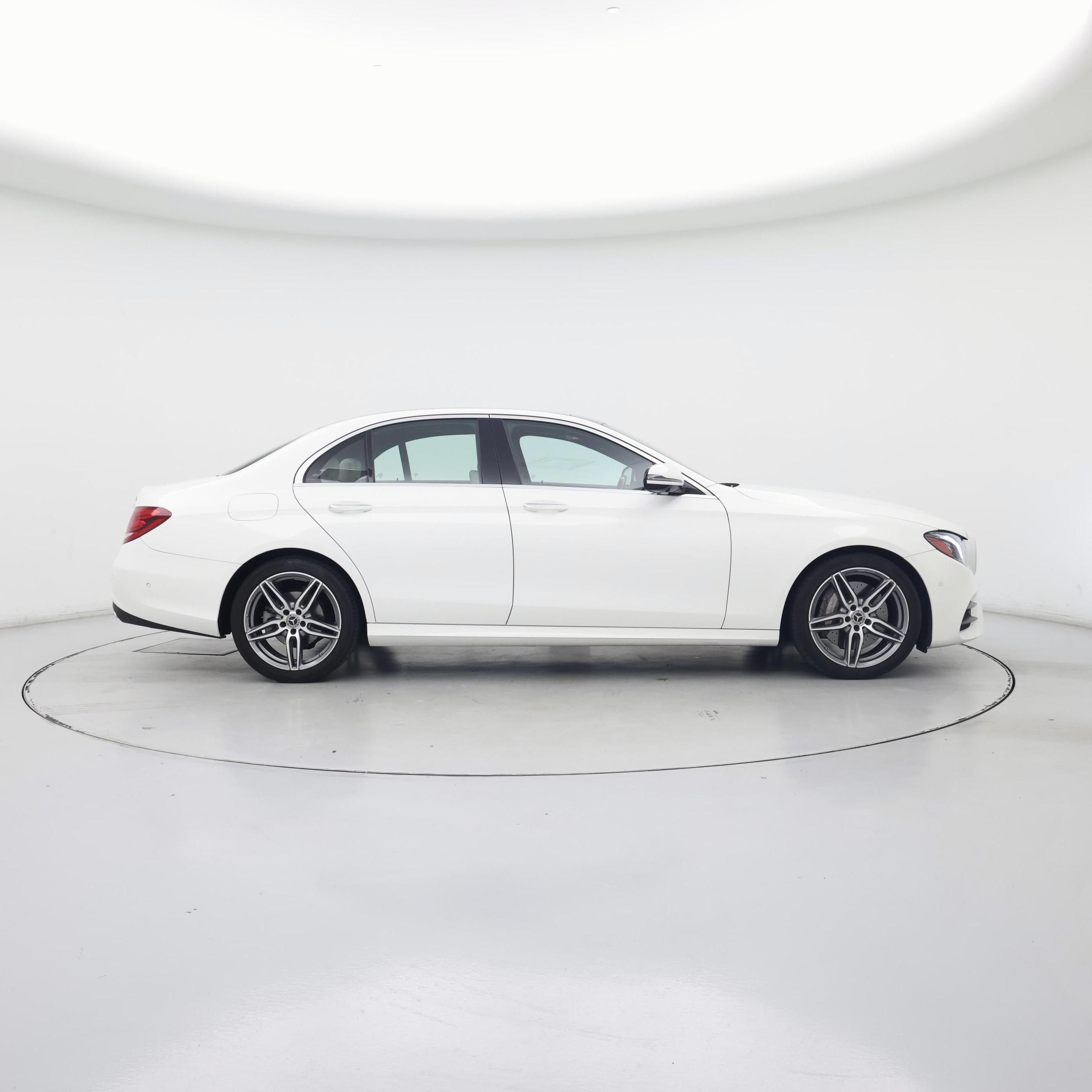 Thumbnail: 2020 Mercedes-Benz E-Class - 7