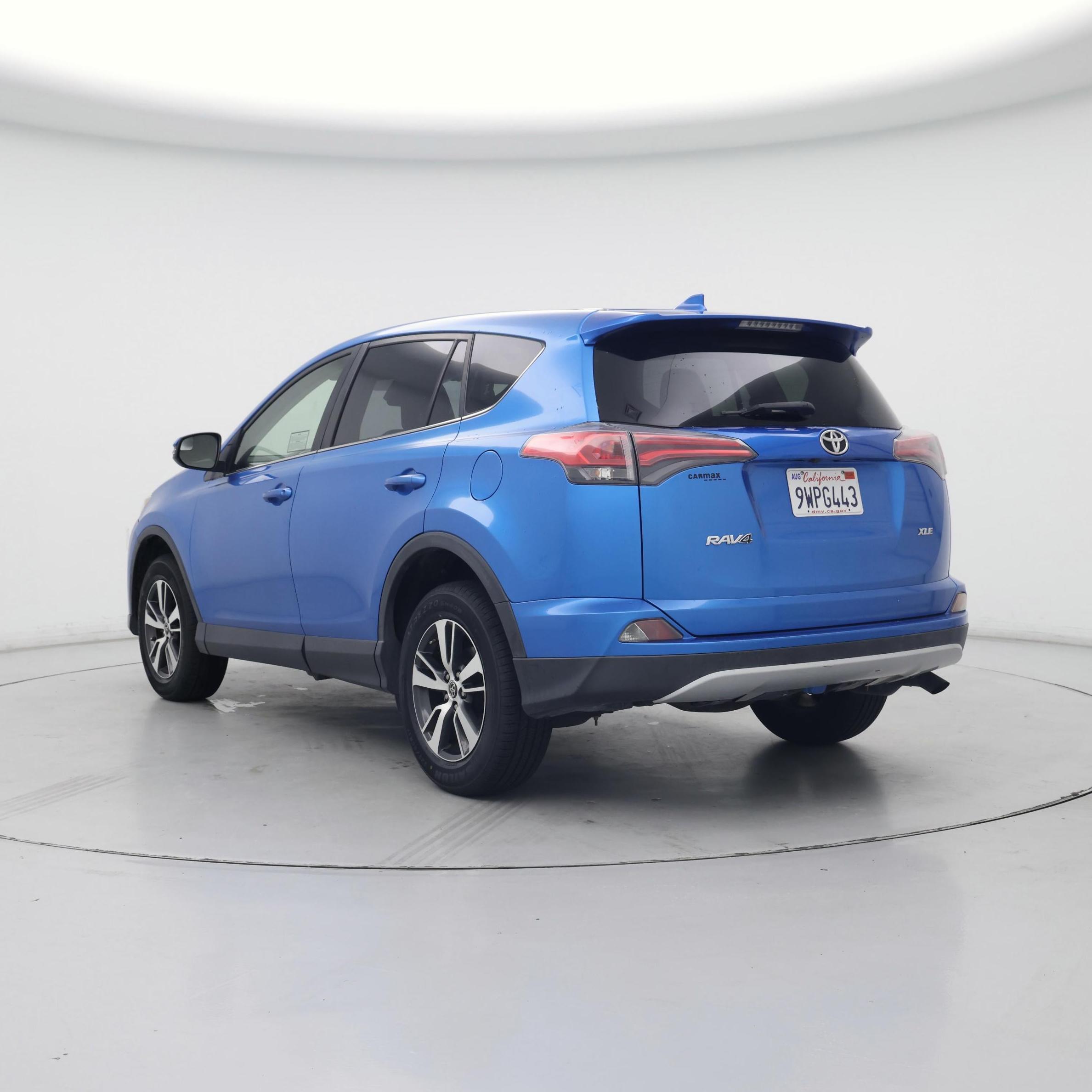 Thumbnail: 2017 Toyota RAV4 - 2