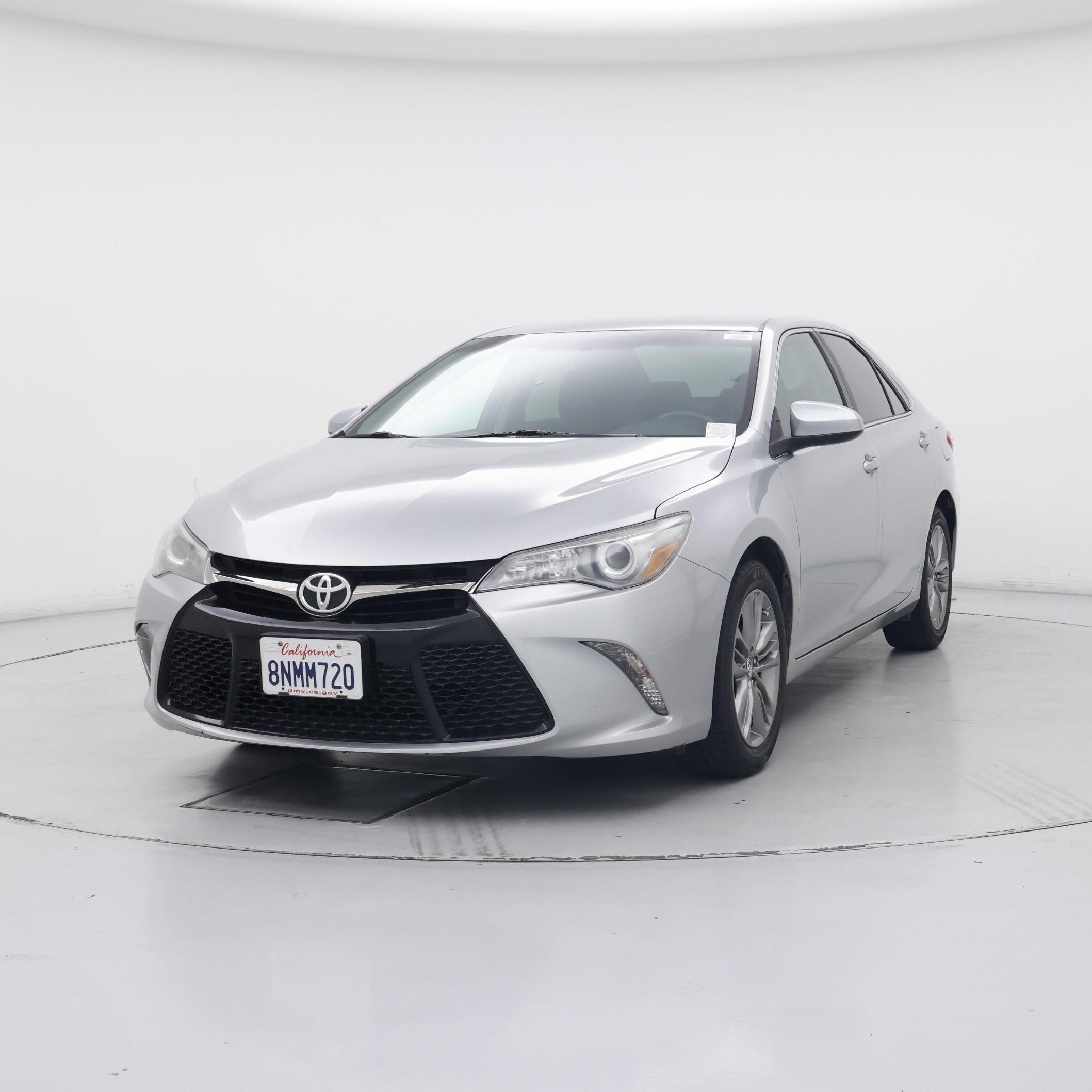 Thumbnail: 2016 Toyota Camry - 4