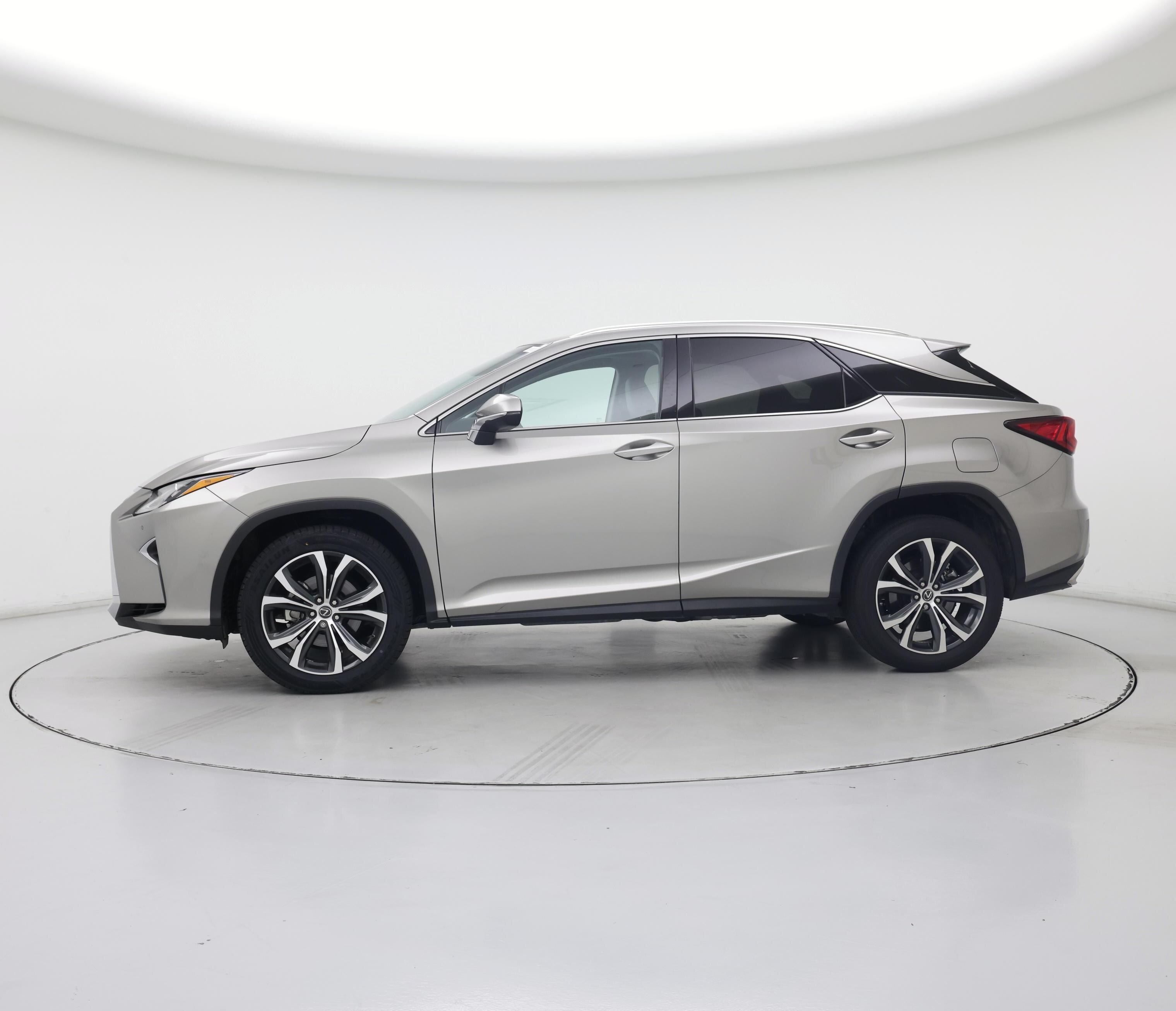Thumbnail: 2018 Lexus RX - 3