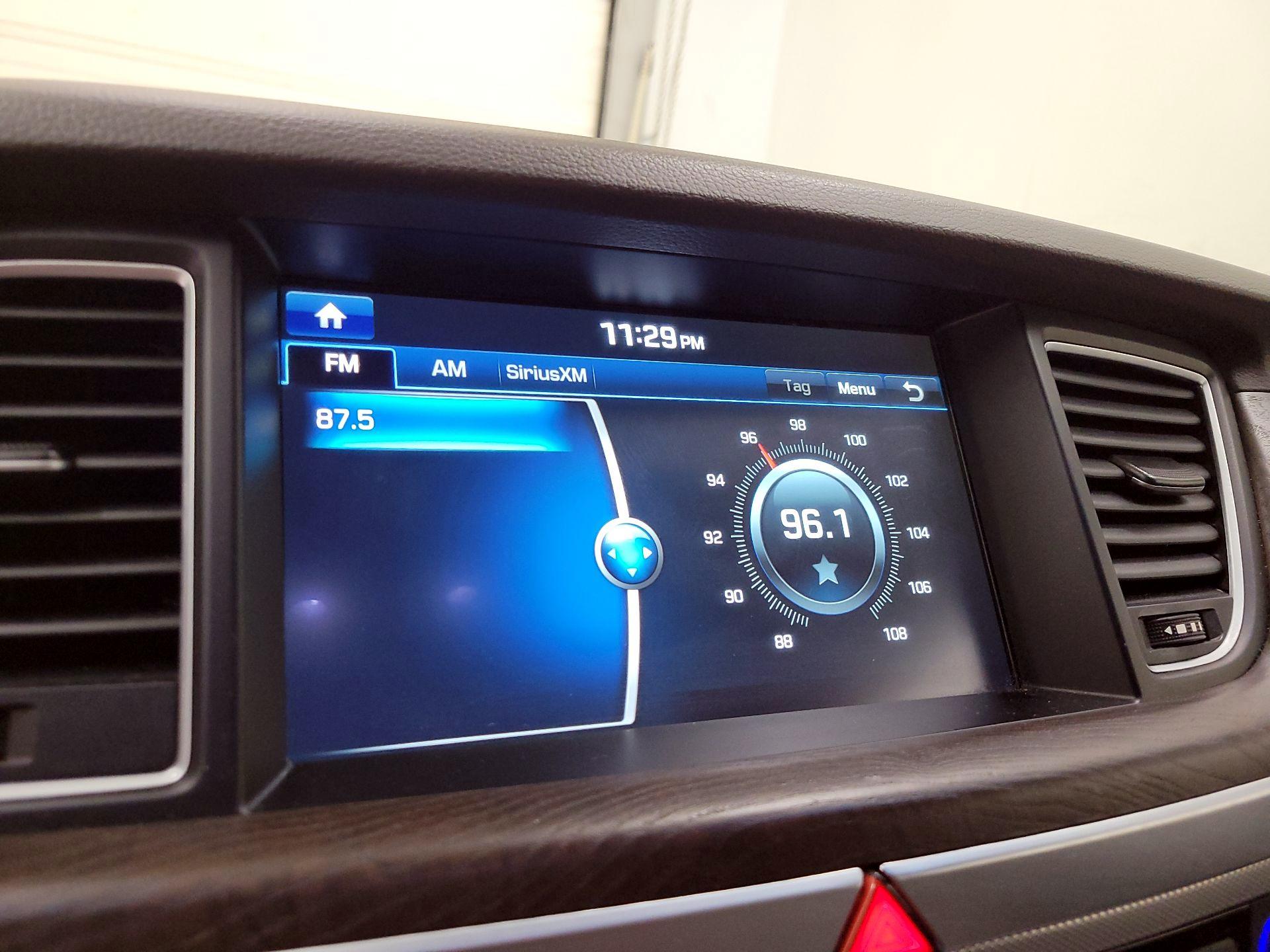 Thumbnail: 2019 Genesis G80 - 16