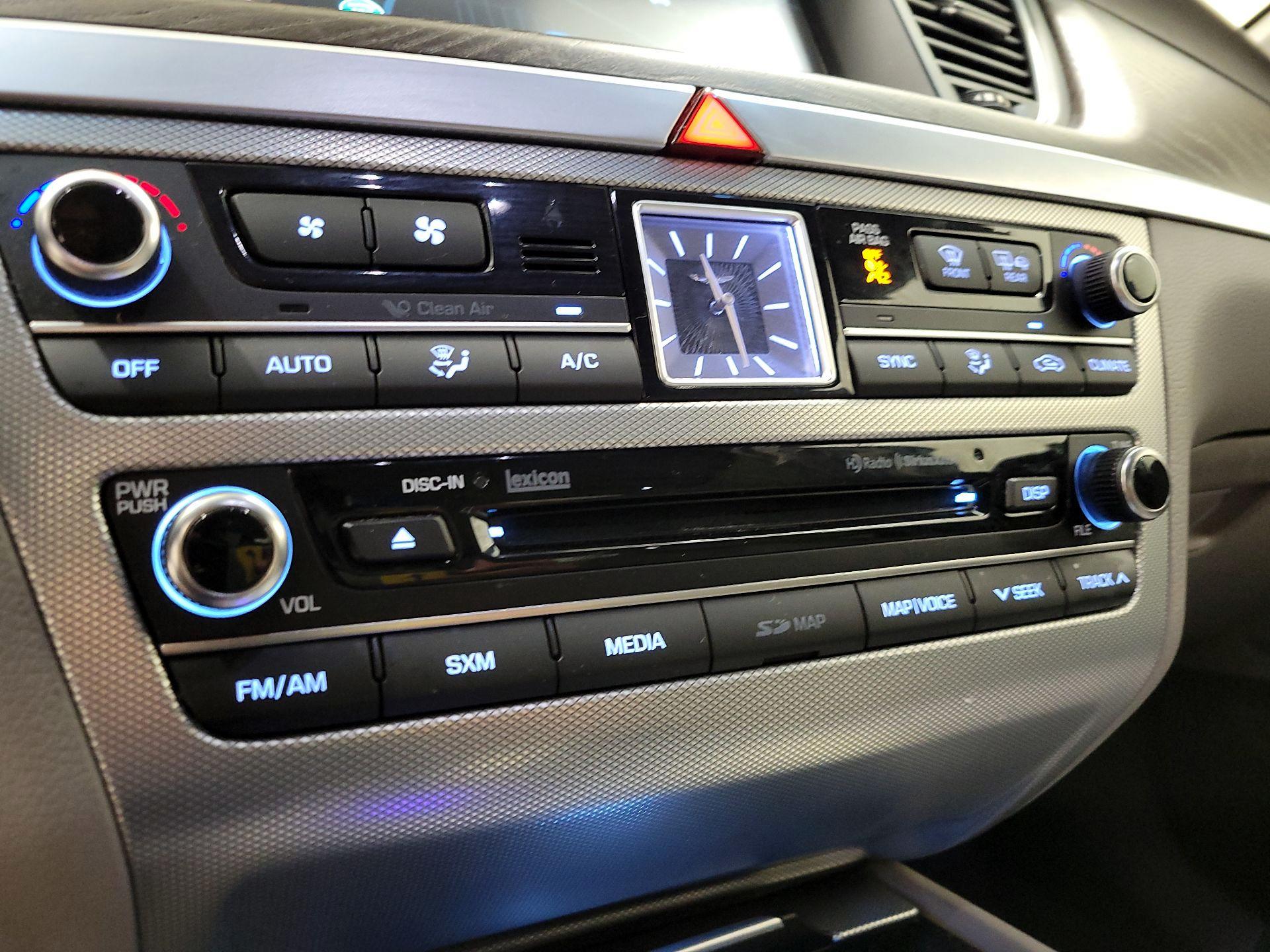 Thumbnail: 2019 Genesis G80 - 17