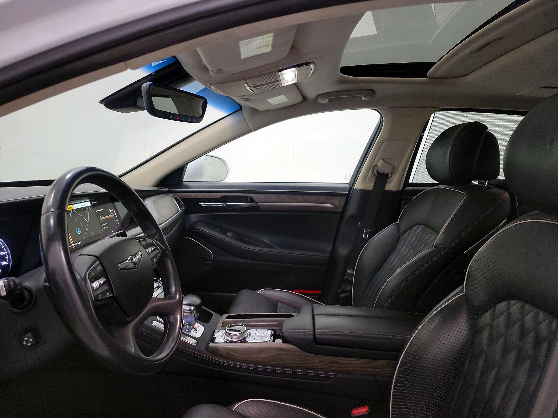 Thumbnail: 2020 Genesis G90 - 20