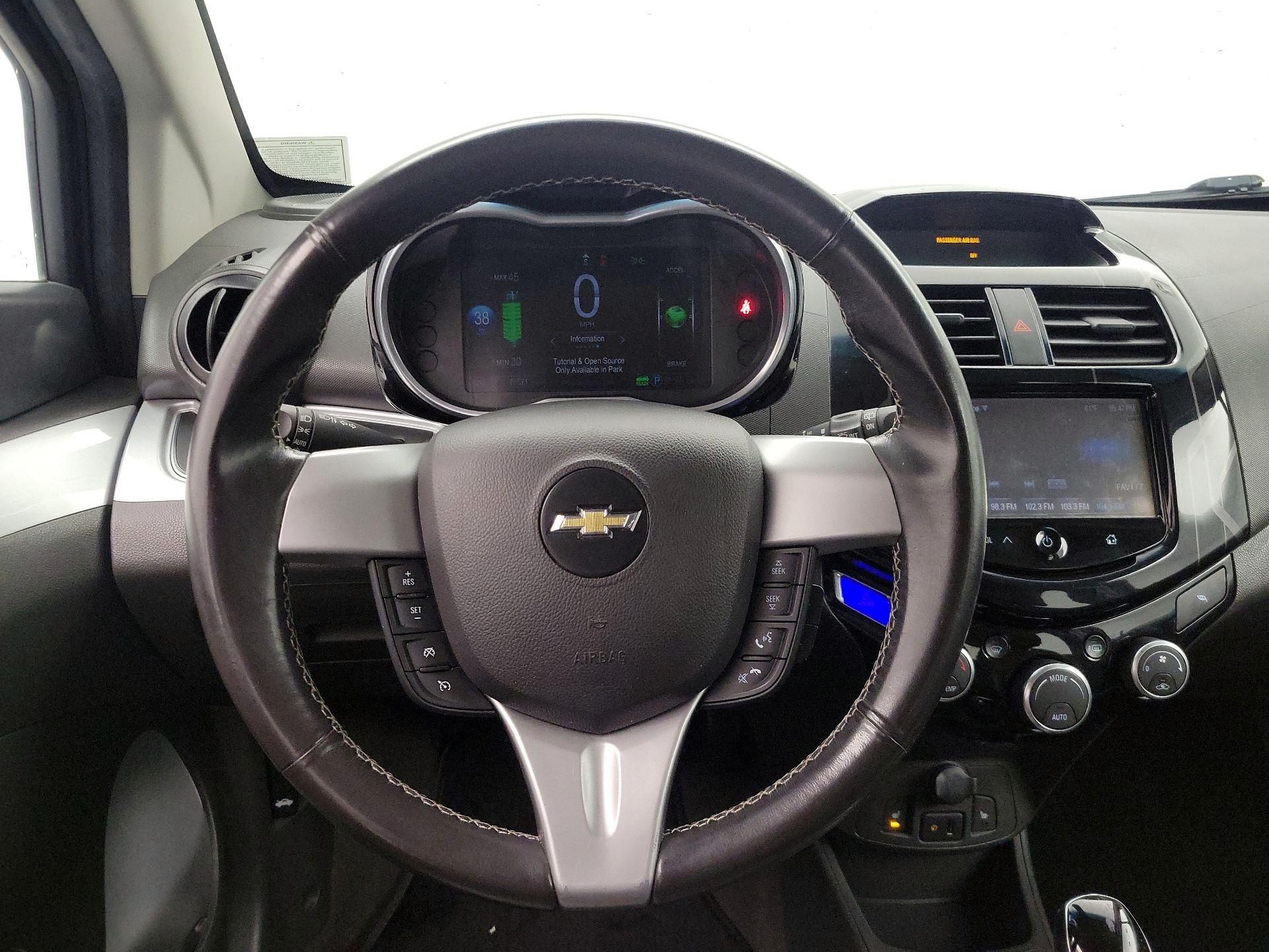 Thumbnail: 2015 Chevrolet Spark - 10