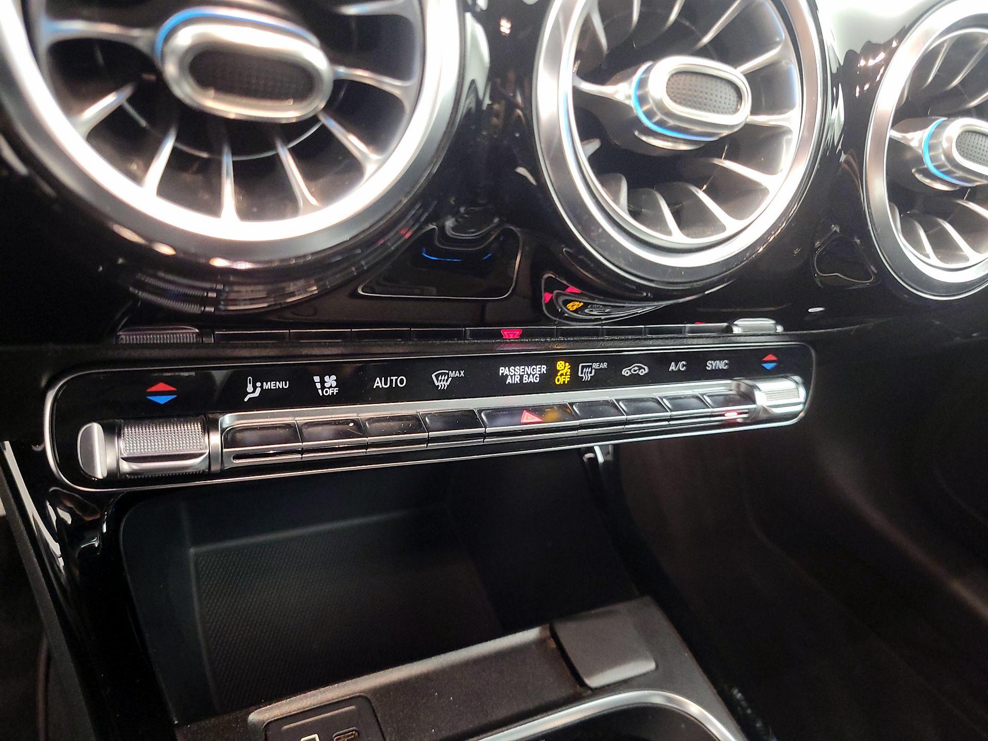 Thumbnail: 2020 Mercedes-Benz A-Class - 16