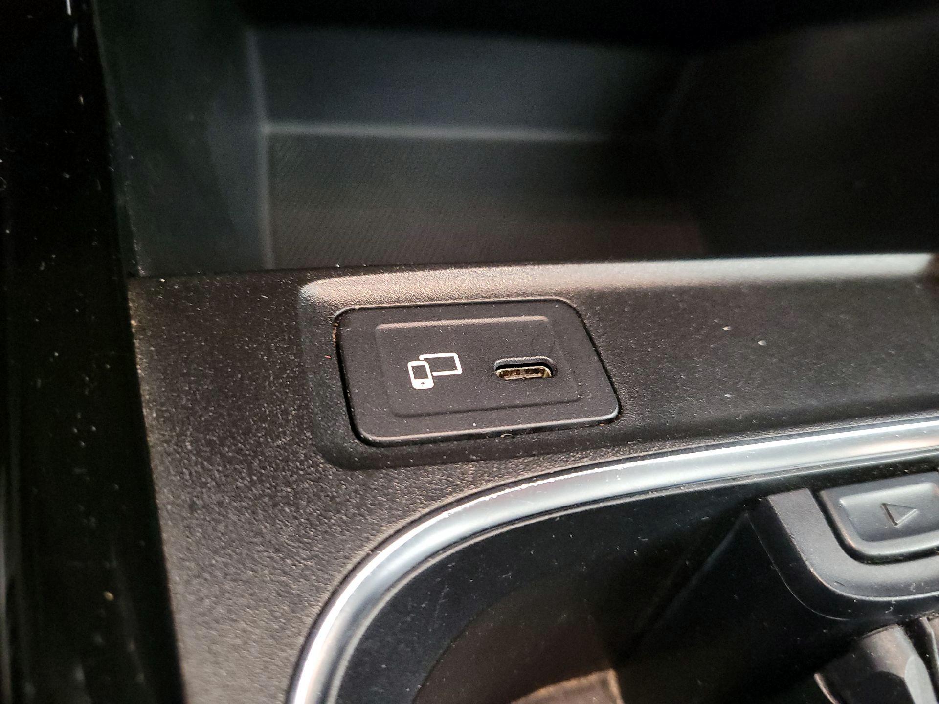 Thumbnail: 2020 Mercedes-Benz A-Class - 18