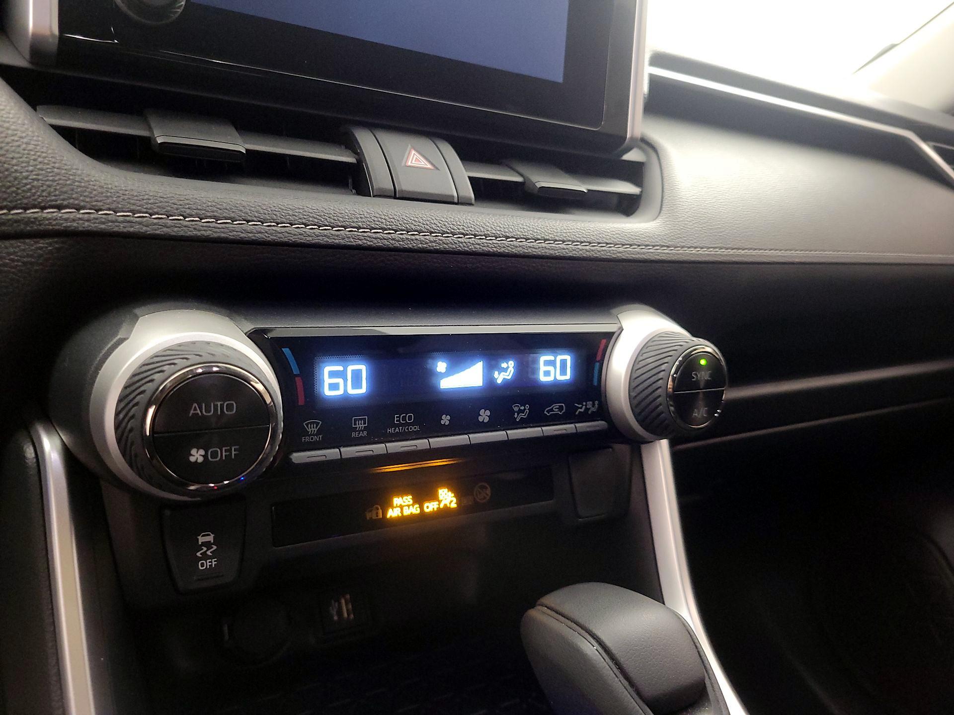 Thumbnail: 2024 Toyota RAV4 - 16