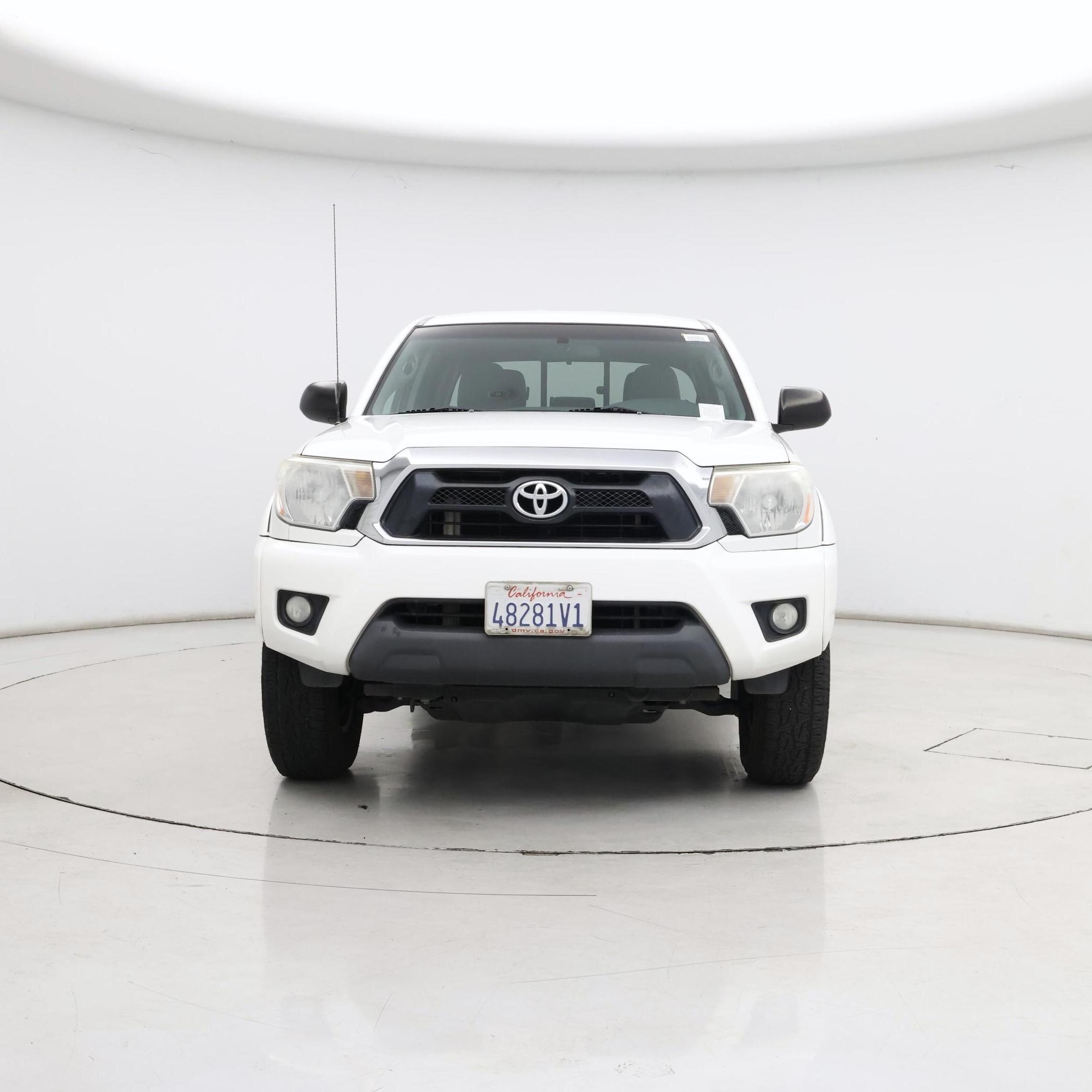 Thumbnail: 2015 Toyota Tacoma - 5