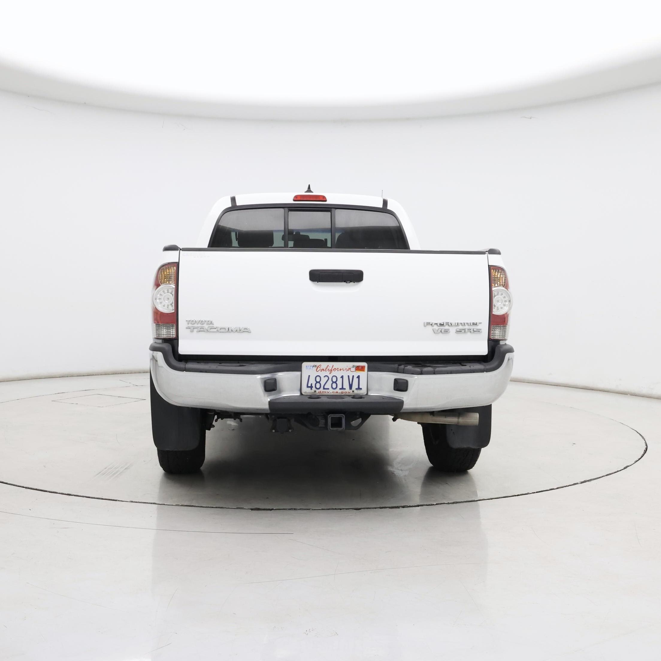 Thumbnail: 2015 Toyota Tacoma - 6