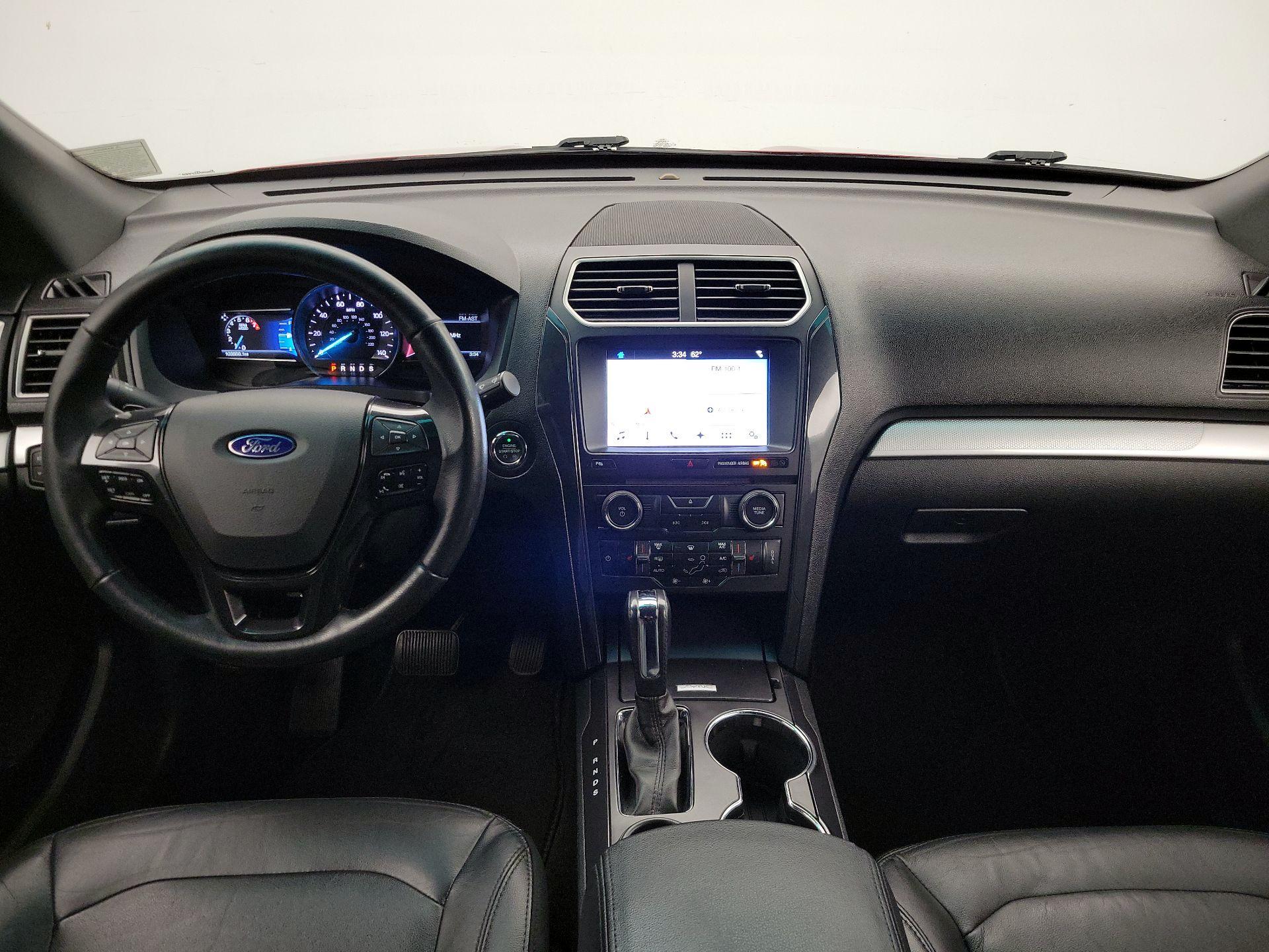 Thumbnail: 2017 Ford Explorer - 9